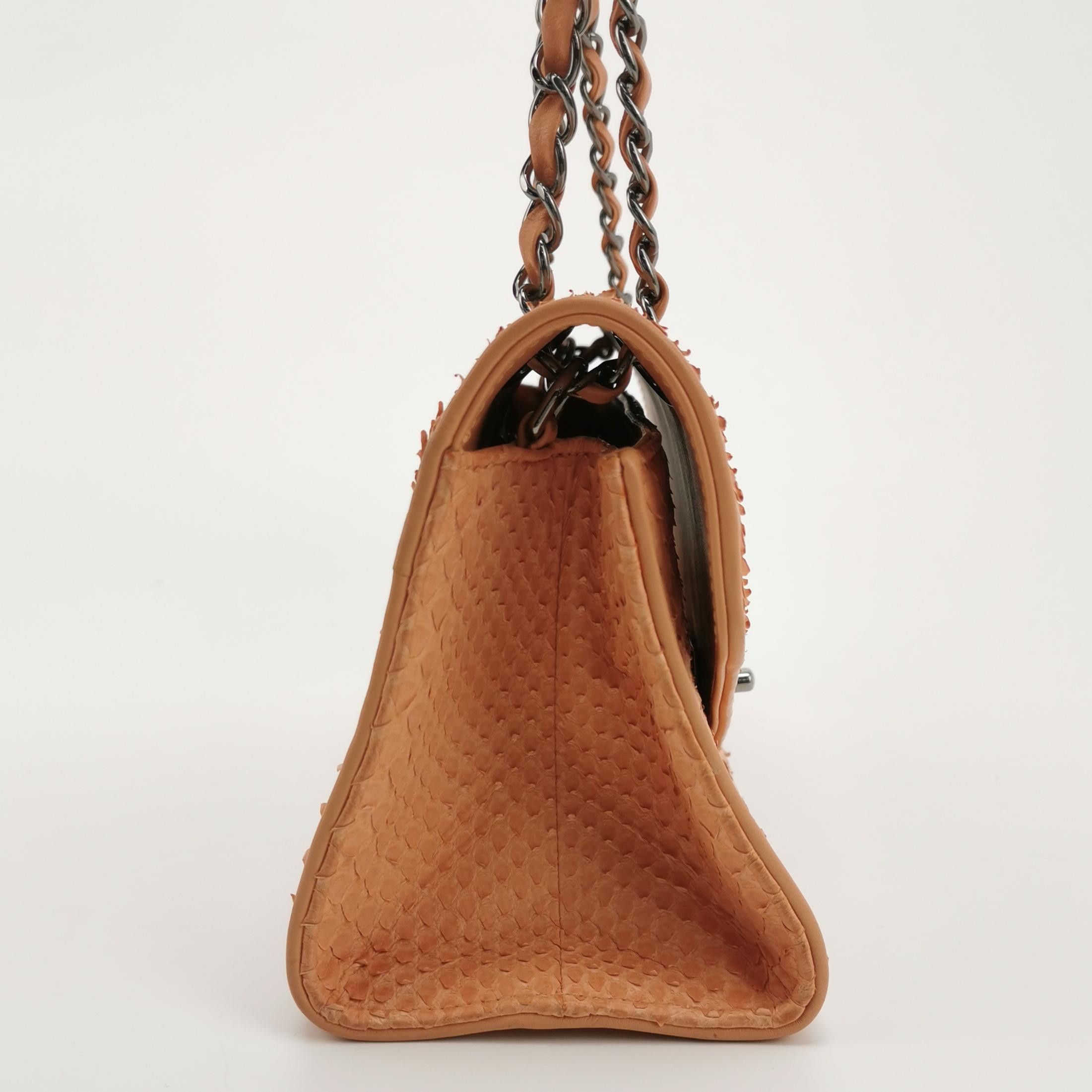 Chanel Chanel Women os Shoulder Bags Size ONE SIZE - 4 Thumbnail