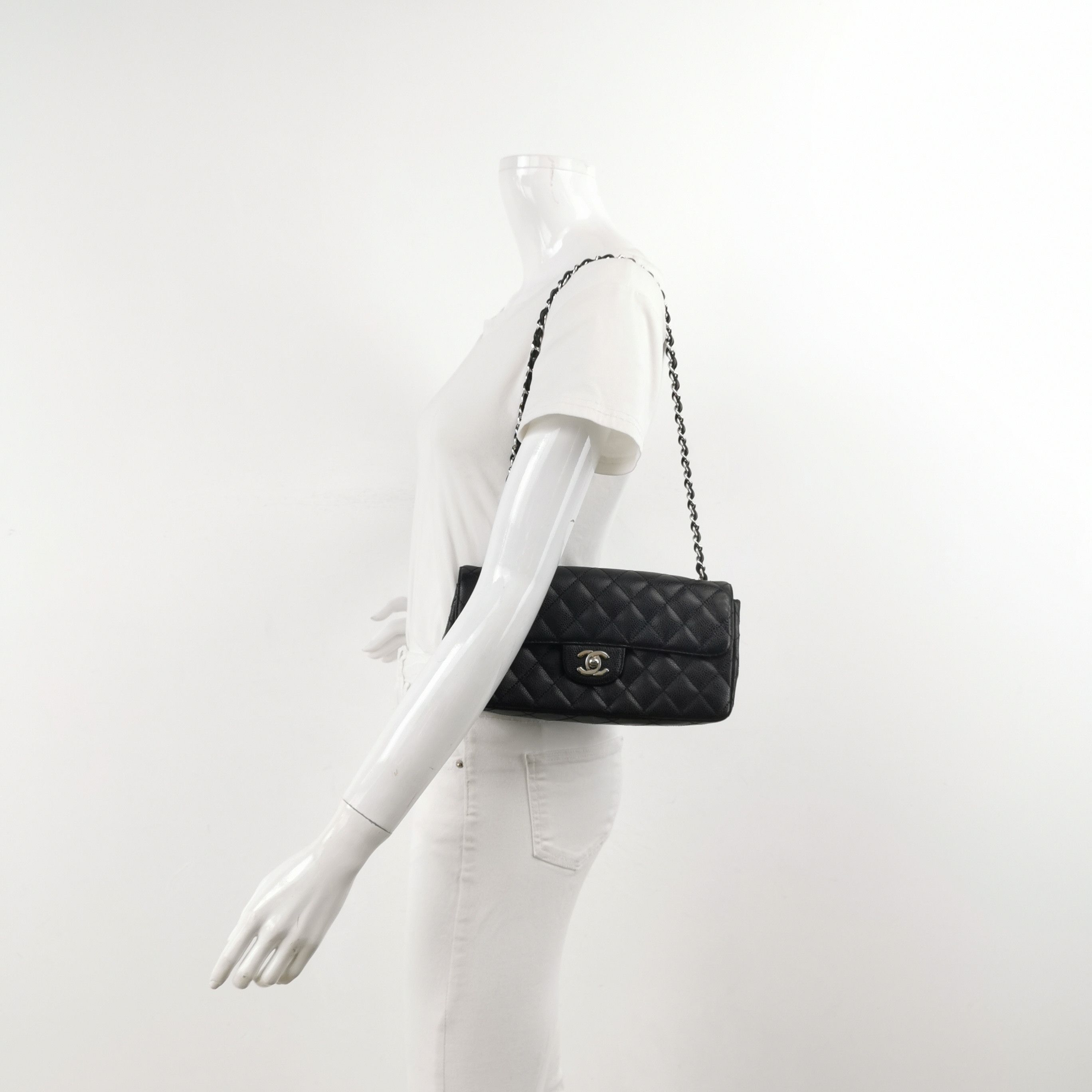 Chanel Chanel Women os Shoulder Bags Size ONE SIZE - 2 Thumbnail