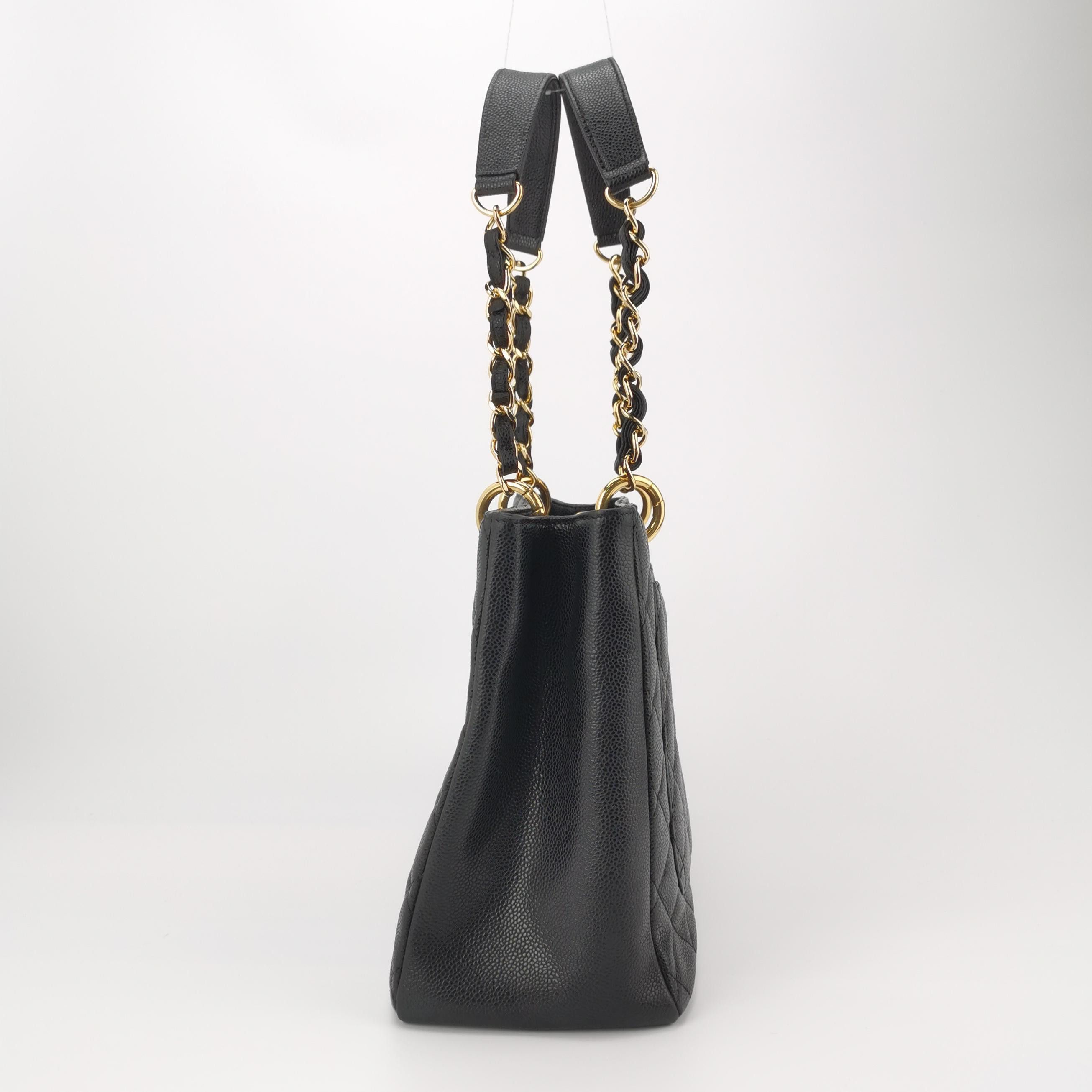 Chanel Chanel Women os Shoulder Bags Size ONE SIZE - 3 Thumbnail