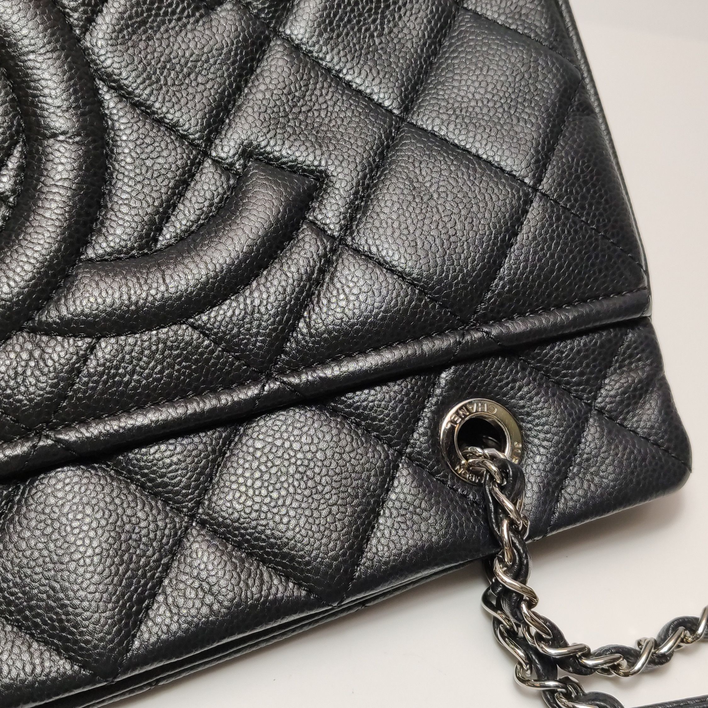 Chanel Chanel Women os Shoulder Bags Size ONE SIZE - 22 Thumbnail