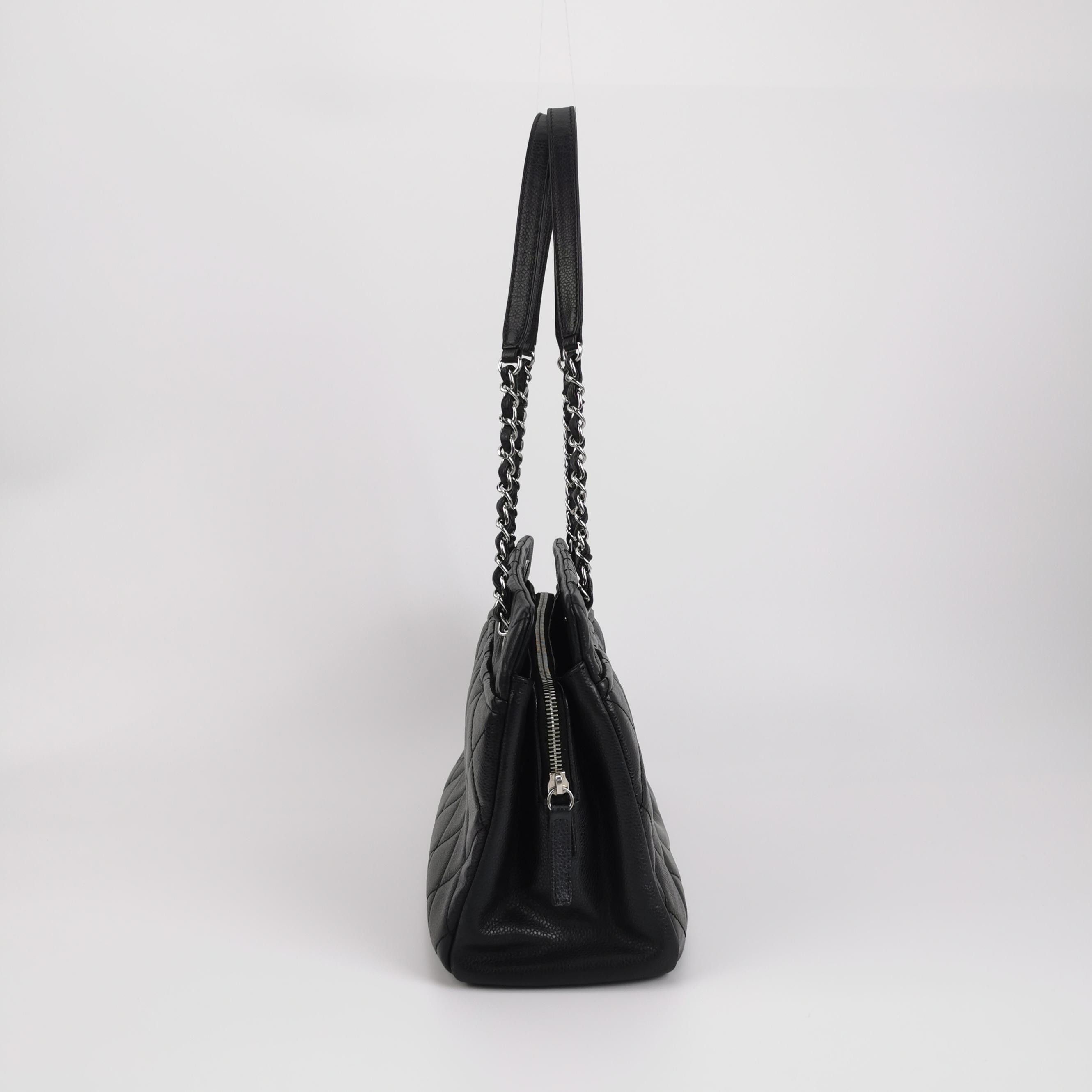 Chanel Chanel Women os Shoulder Bags Size ONE SIZE - 4 Thumbnail