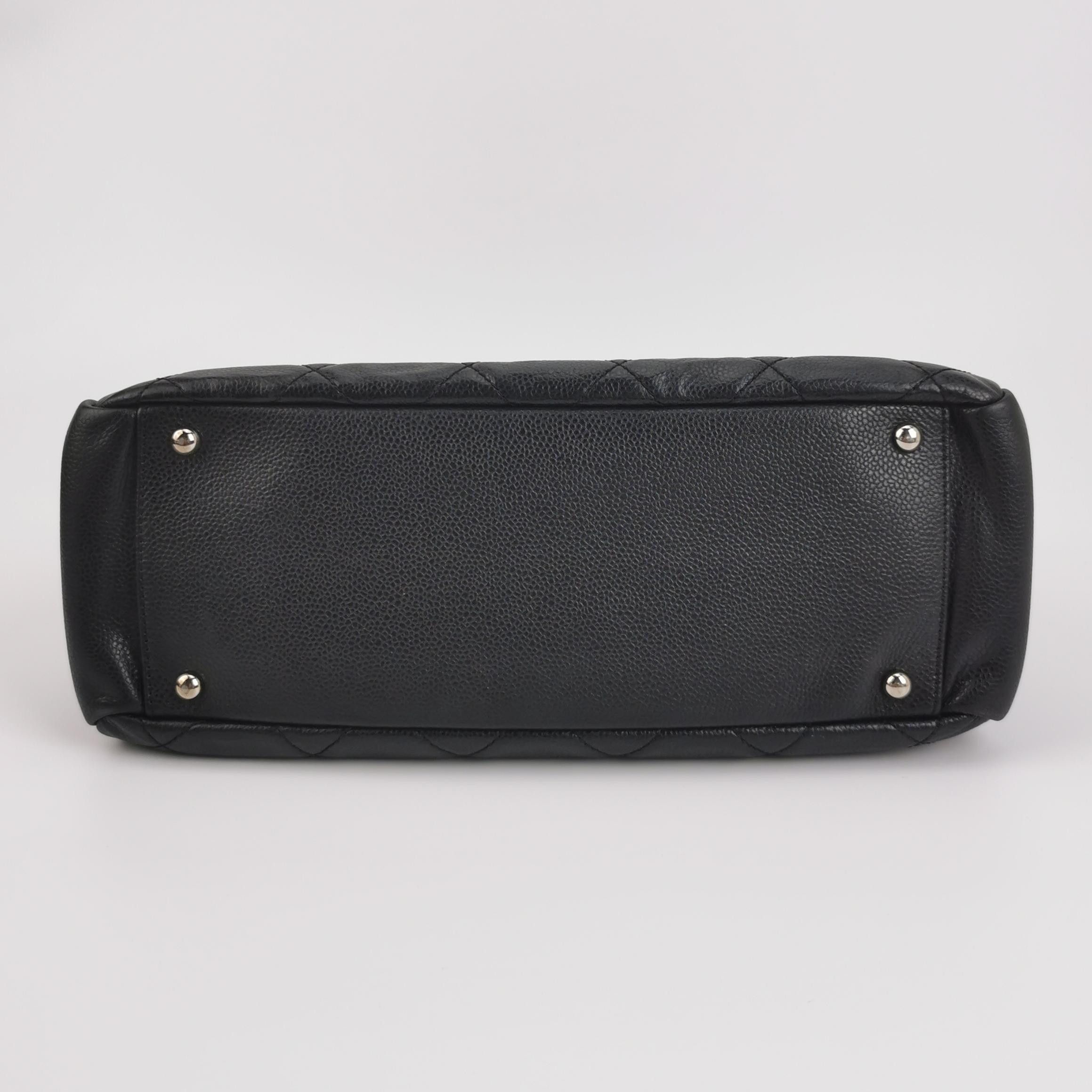 Chanel Chanel Women os Shoulder Bags Size ONE SIZE - 6 Thumbnail