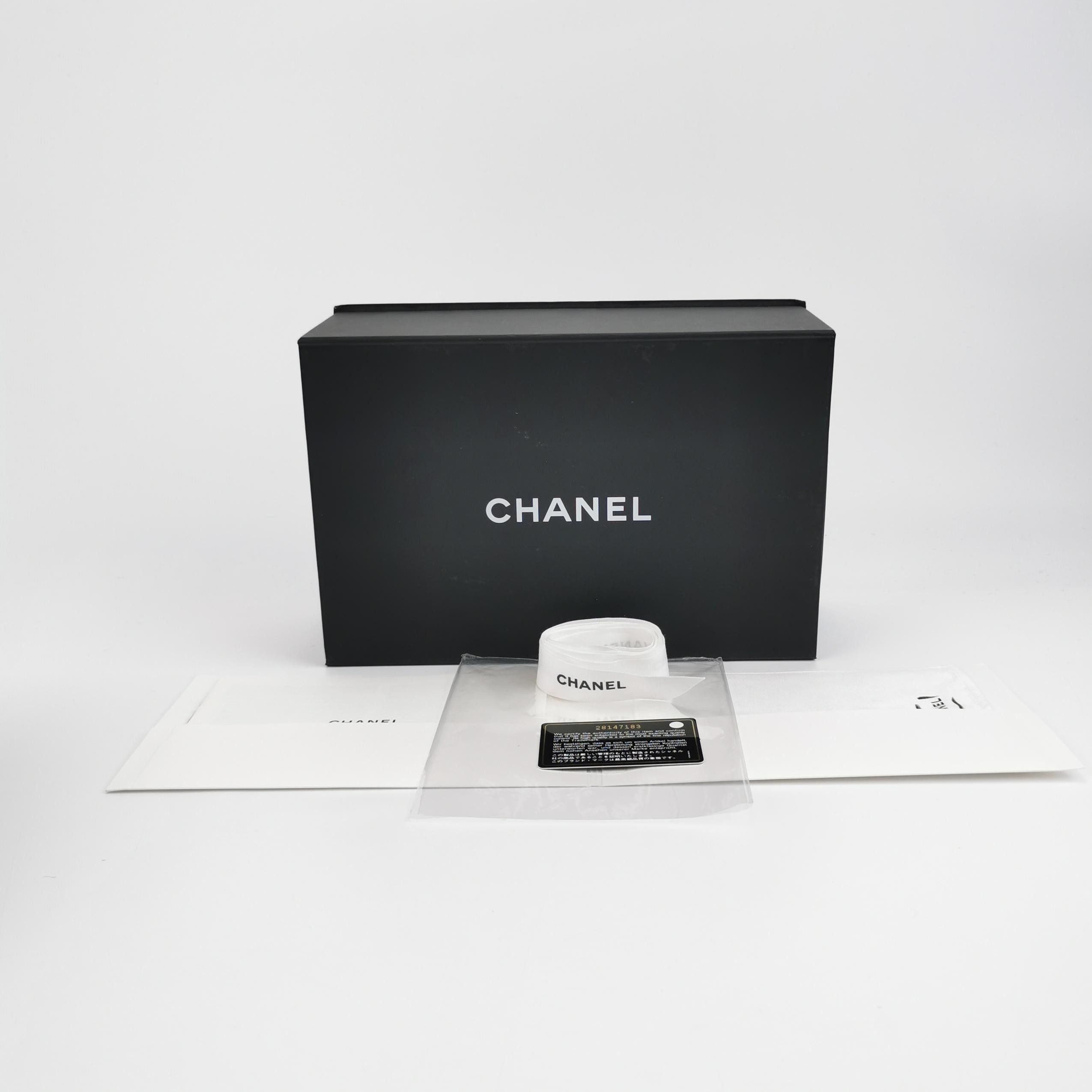 Chanel Chanel Women os Shoulder Bags Size ONE SIZE - 10 Thumbnail