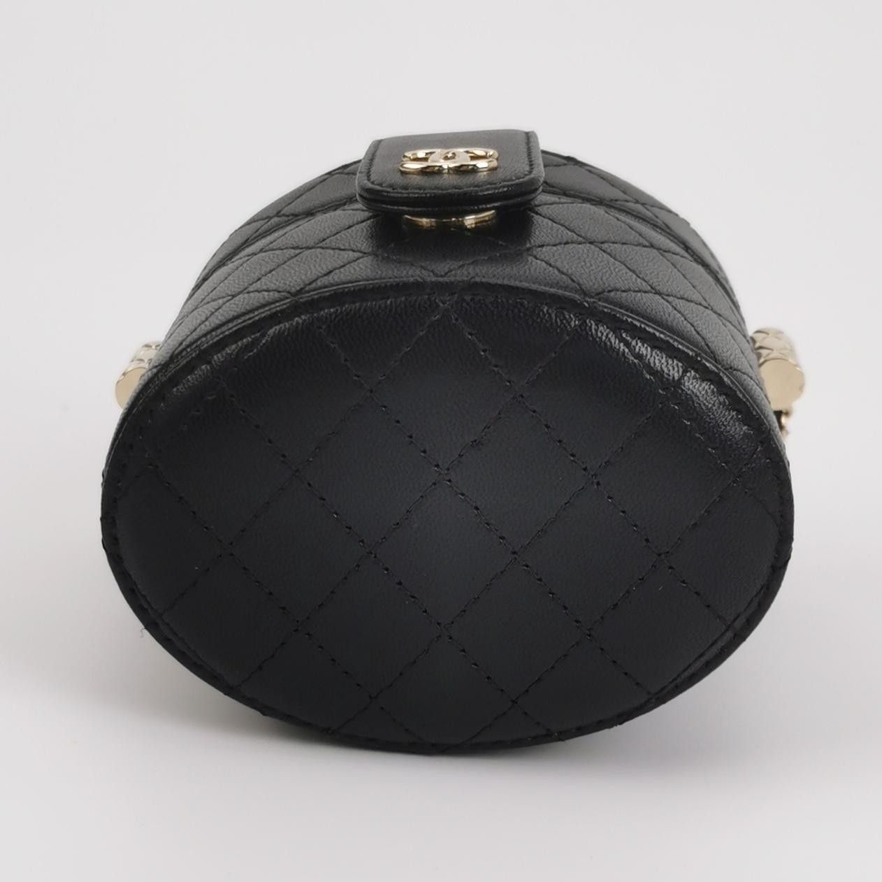 Chanel Chanel Women os Shoulder Bags Size ONE SIZE - 6 Thumbnail