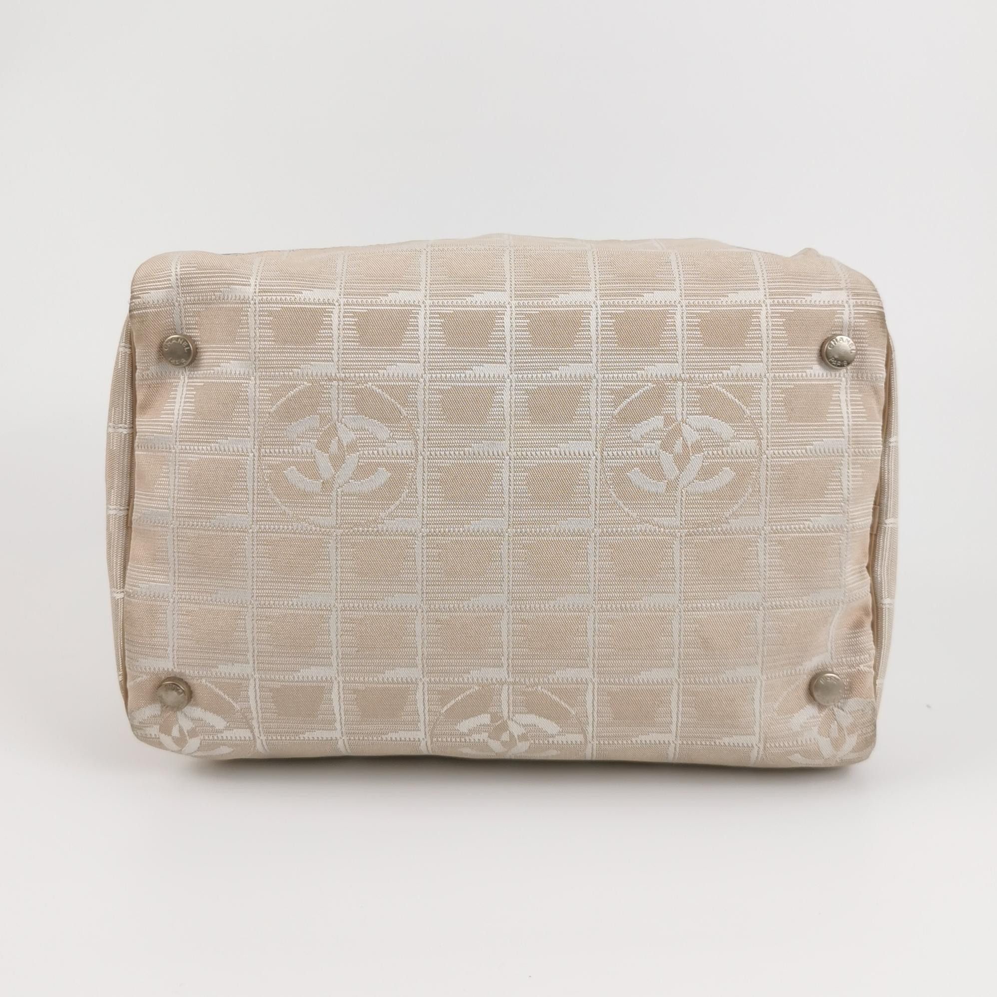 Chanel Chanel Women os Tote Bags Size ONE SIZE - 6 Thumbnail