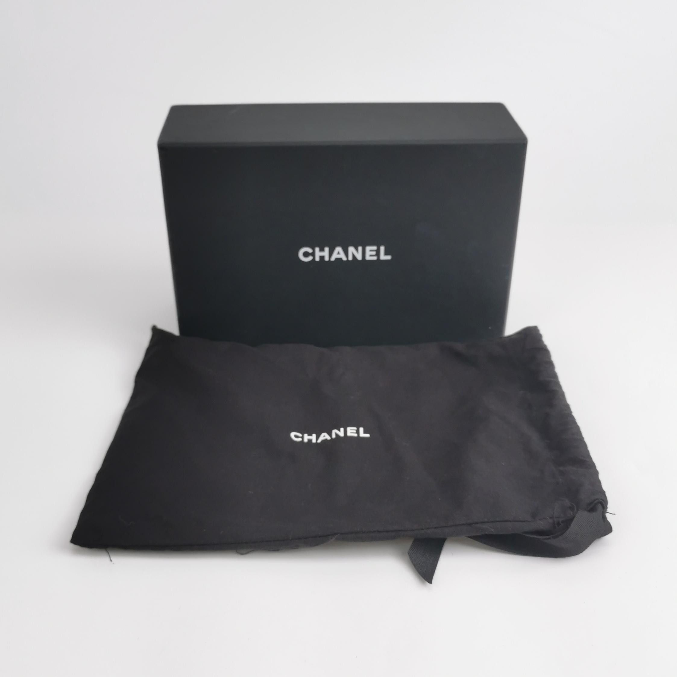 Chanel Chanel Women os Shoulder Bags Size ONE SIZE - 9 Thumbnail