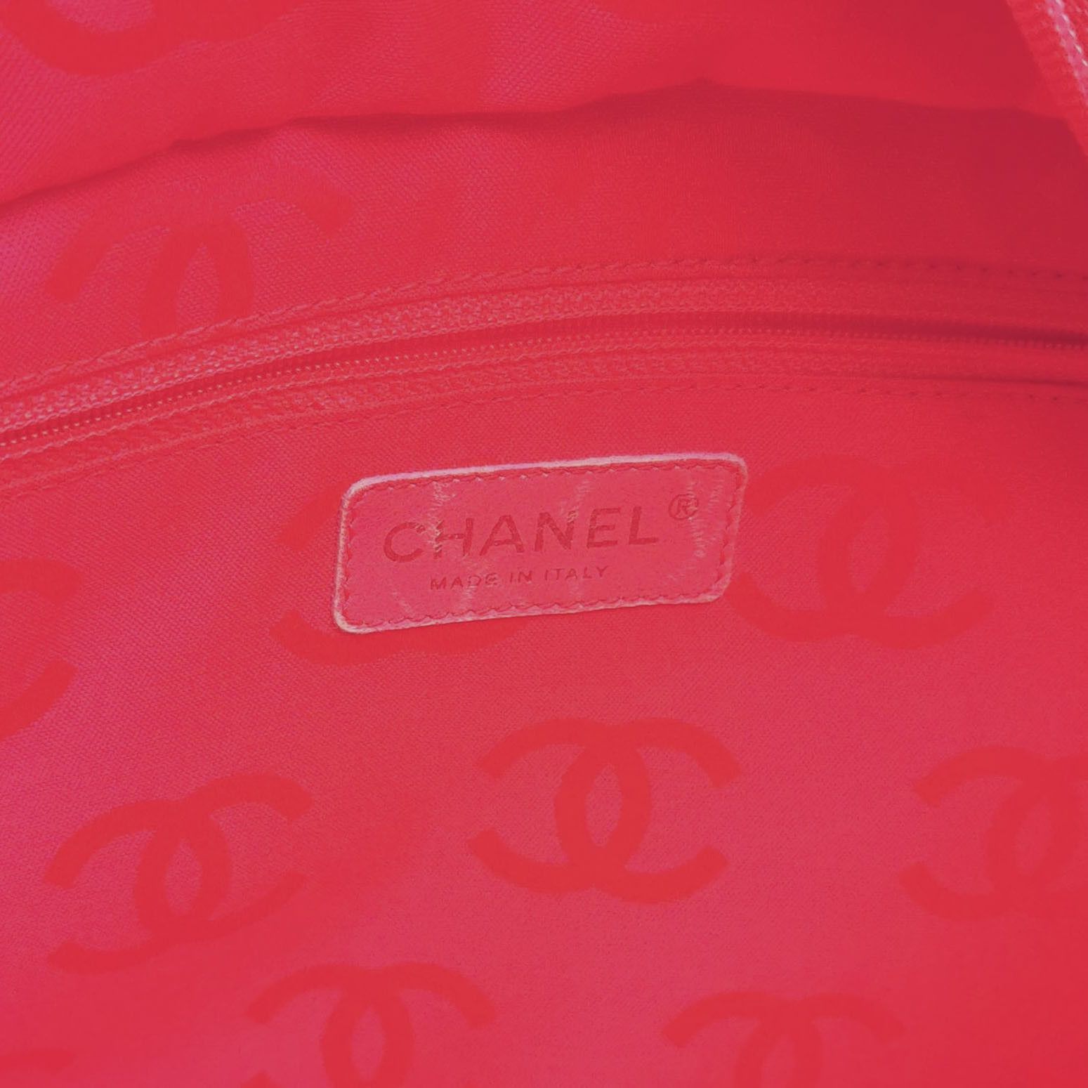 Chanel Chanel Women os Shoulder Bags Size ONE SIZE - 8 Thumbnail