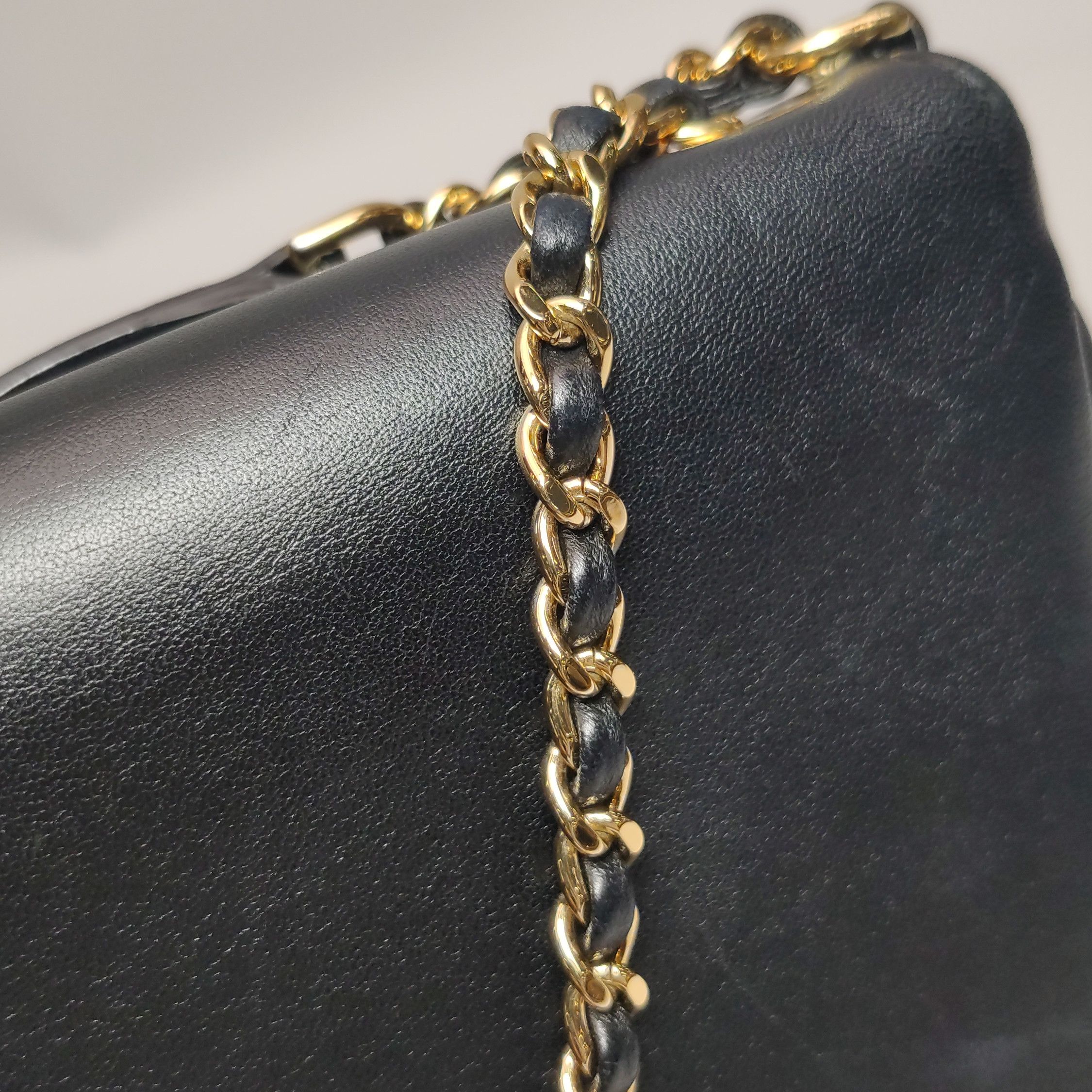 Chanel Chanel Women os Shoulder Bags Size ONE SIZE - 14 Thumbnail