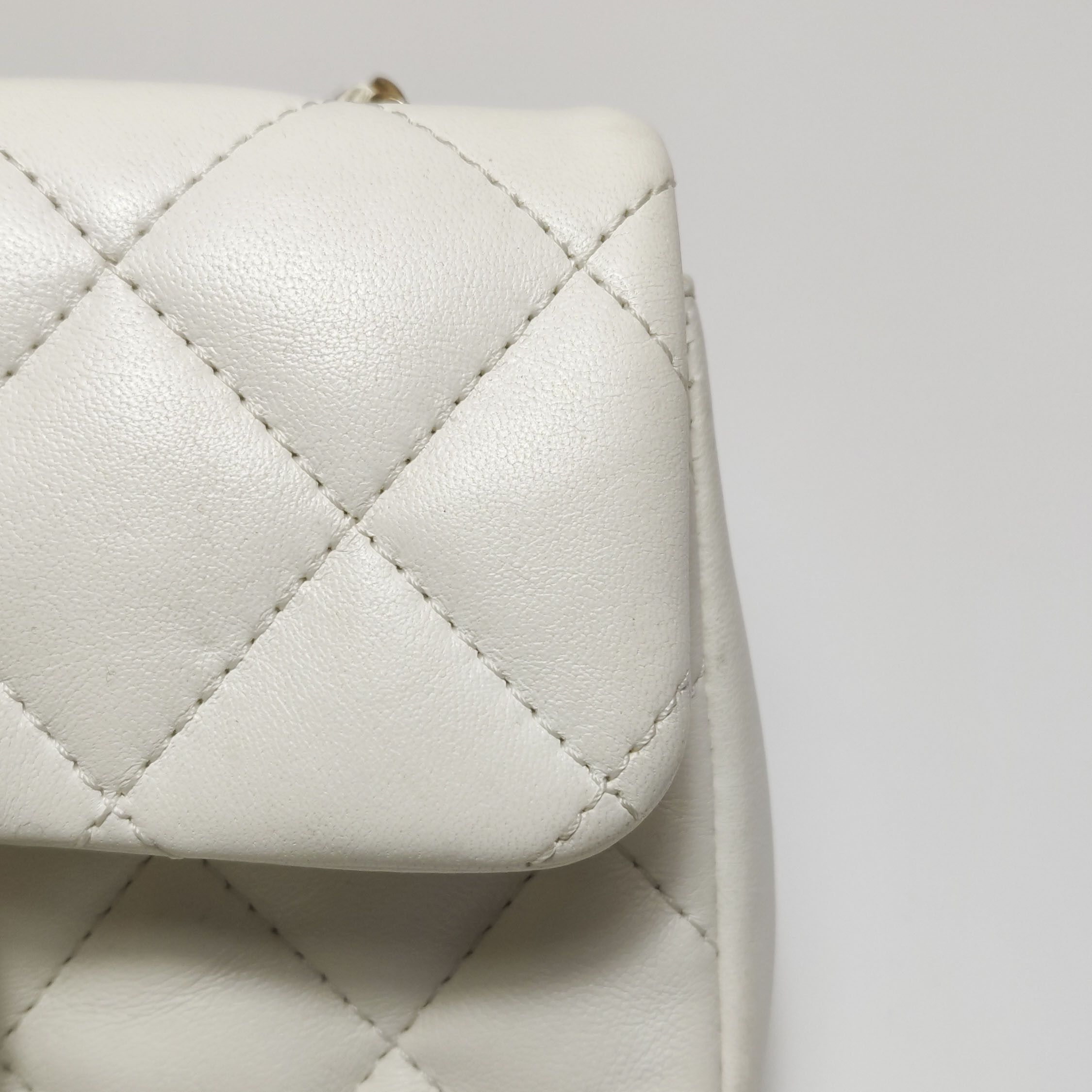 Chanel Chanel Women os Shoulder Bags Size ONE SIZE - 23 Thumbnail
