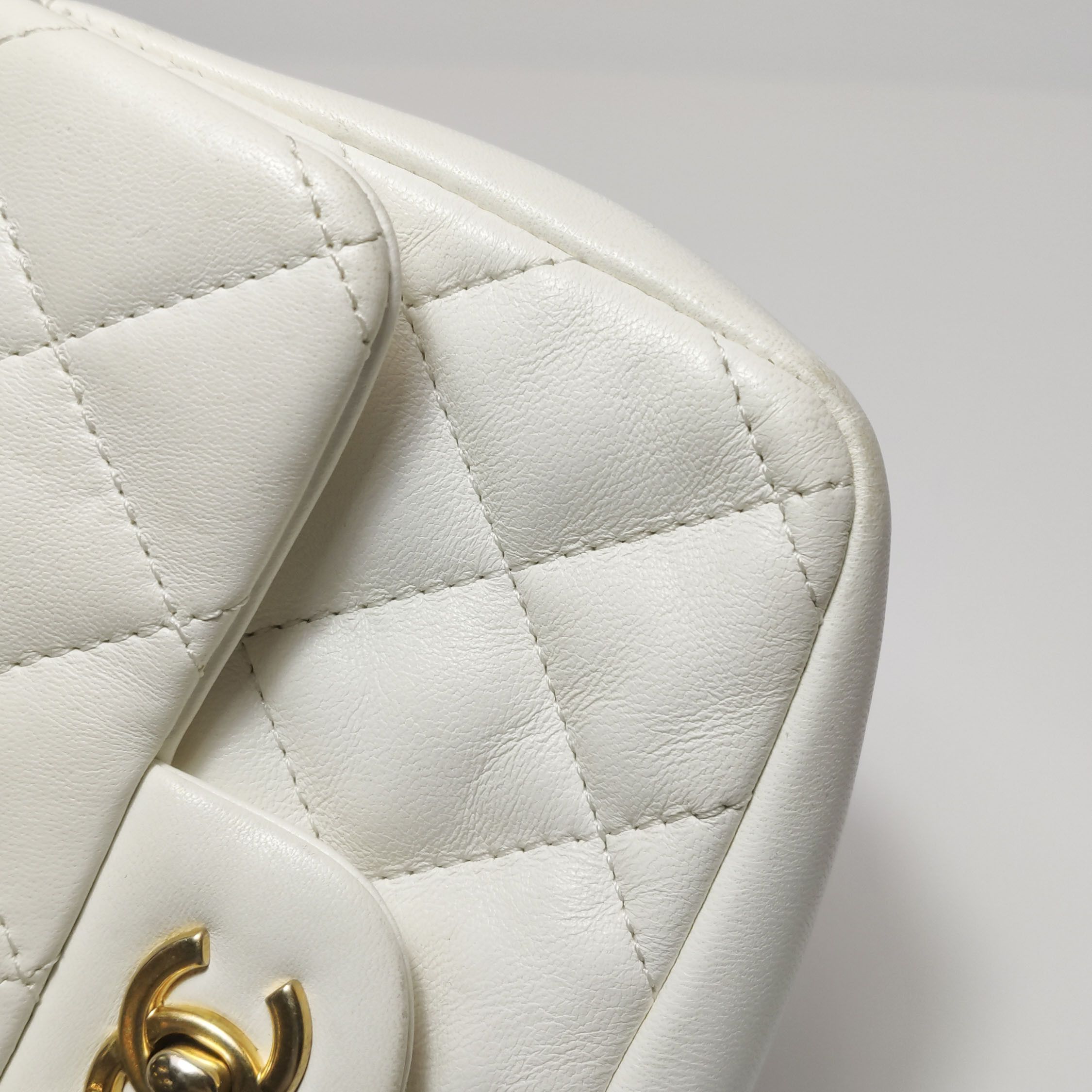 Chanel Chanel Women os Shoulder Bags Size ONE SIZE - 21 Thumbnail