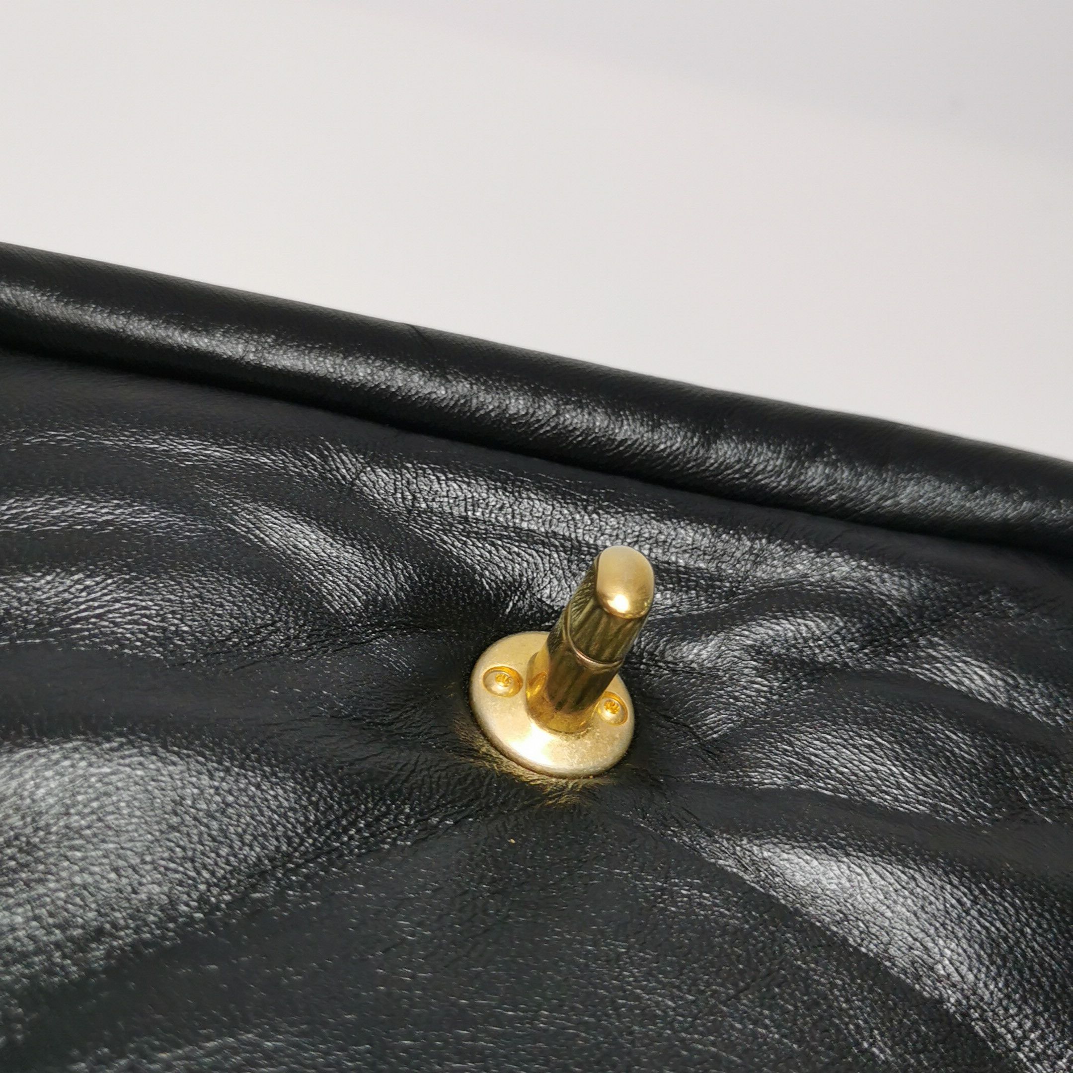 Chanel Chanel Women os Shoulder Bags Size ONE SIZE - 11 Thumbnail