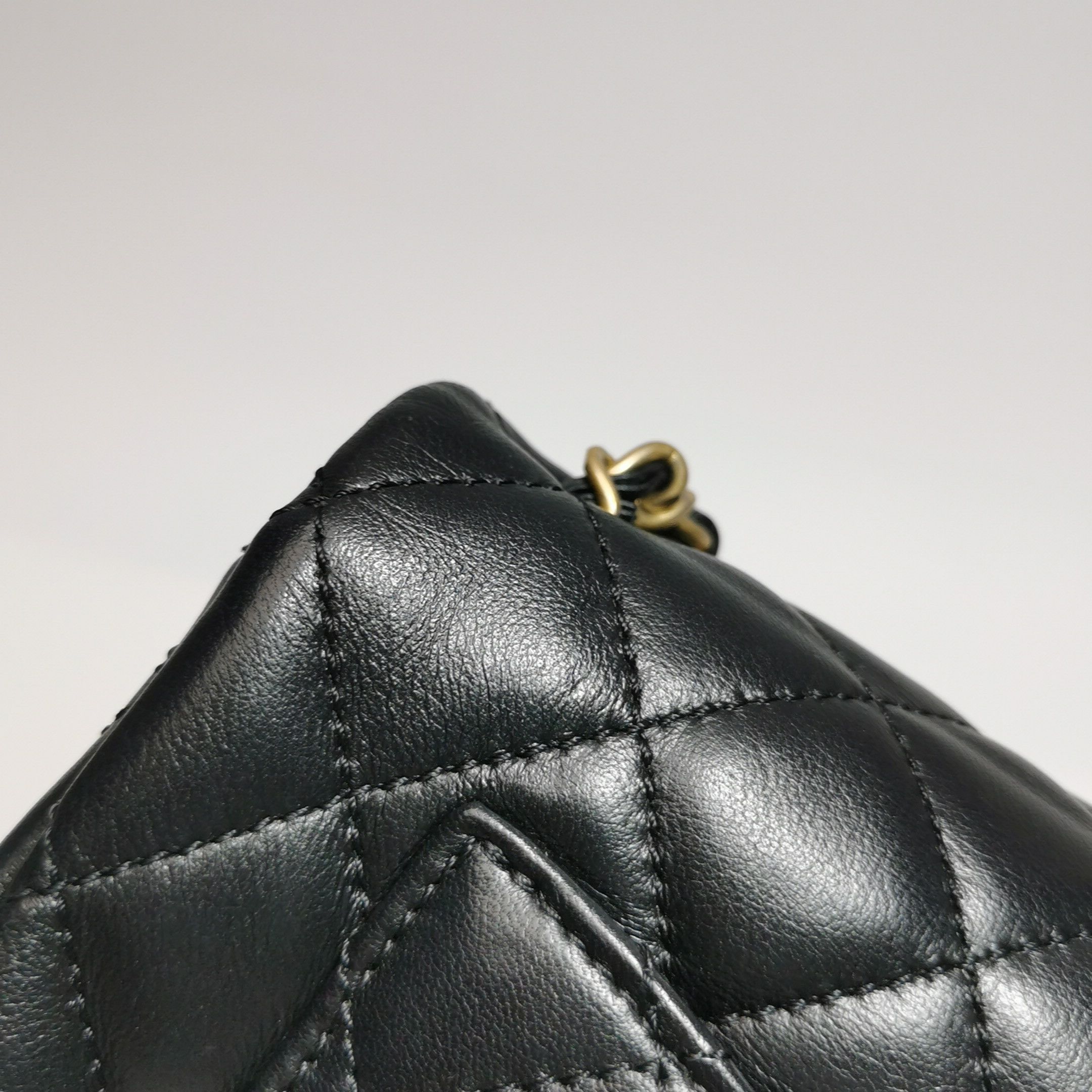 Chanel Chanel Women os Shoulder Bags Size ONE SIZE - 23 Thumbnail