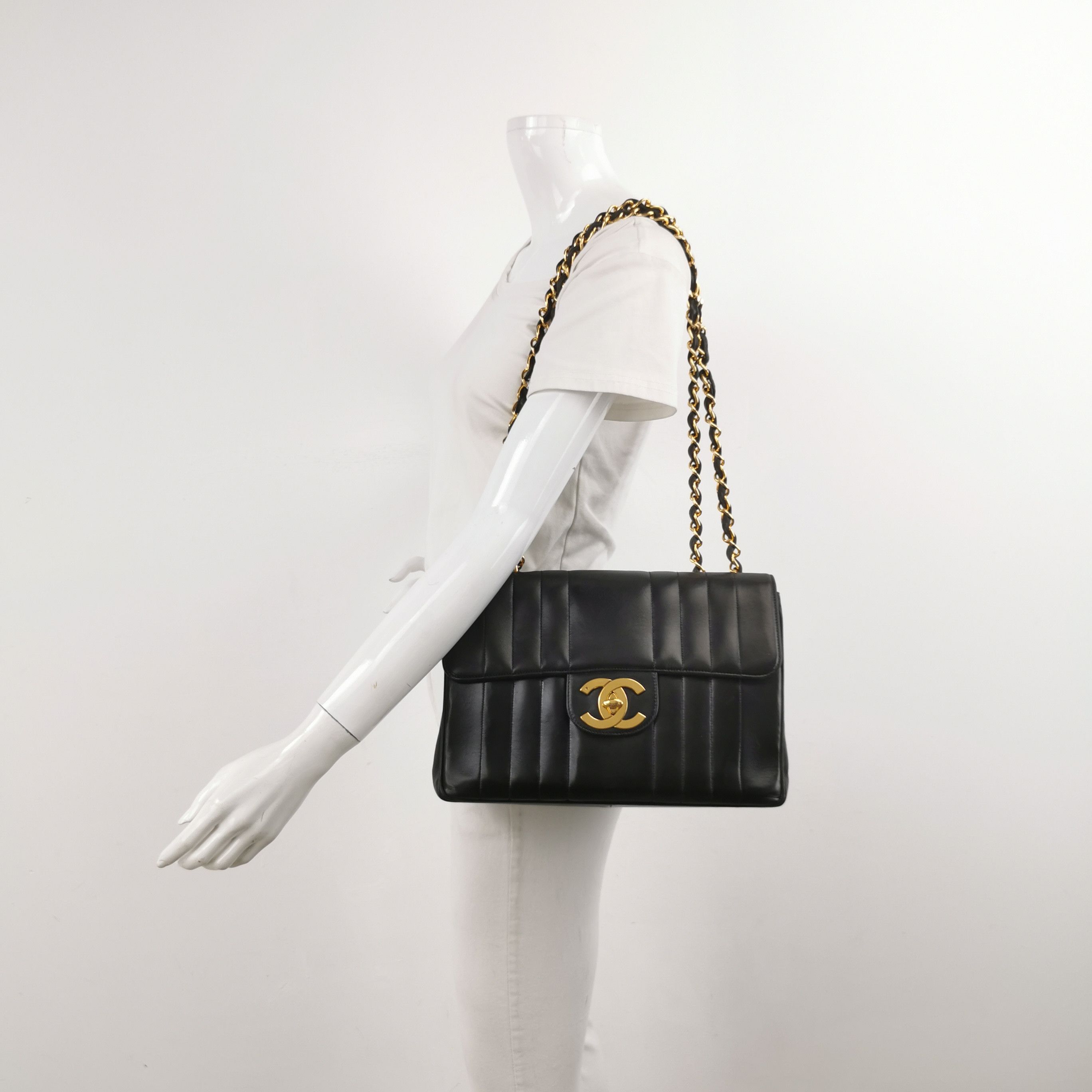 Chanel Chanel Women os Shoulder Bags Size ONE SIZE - 2 Thumbnail