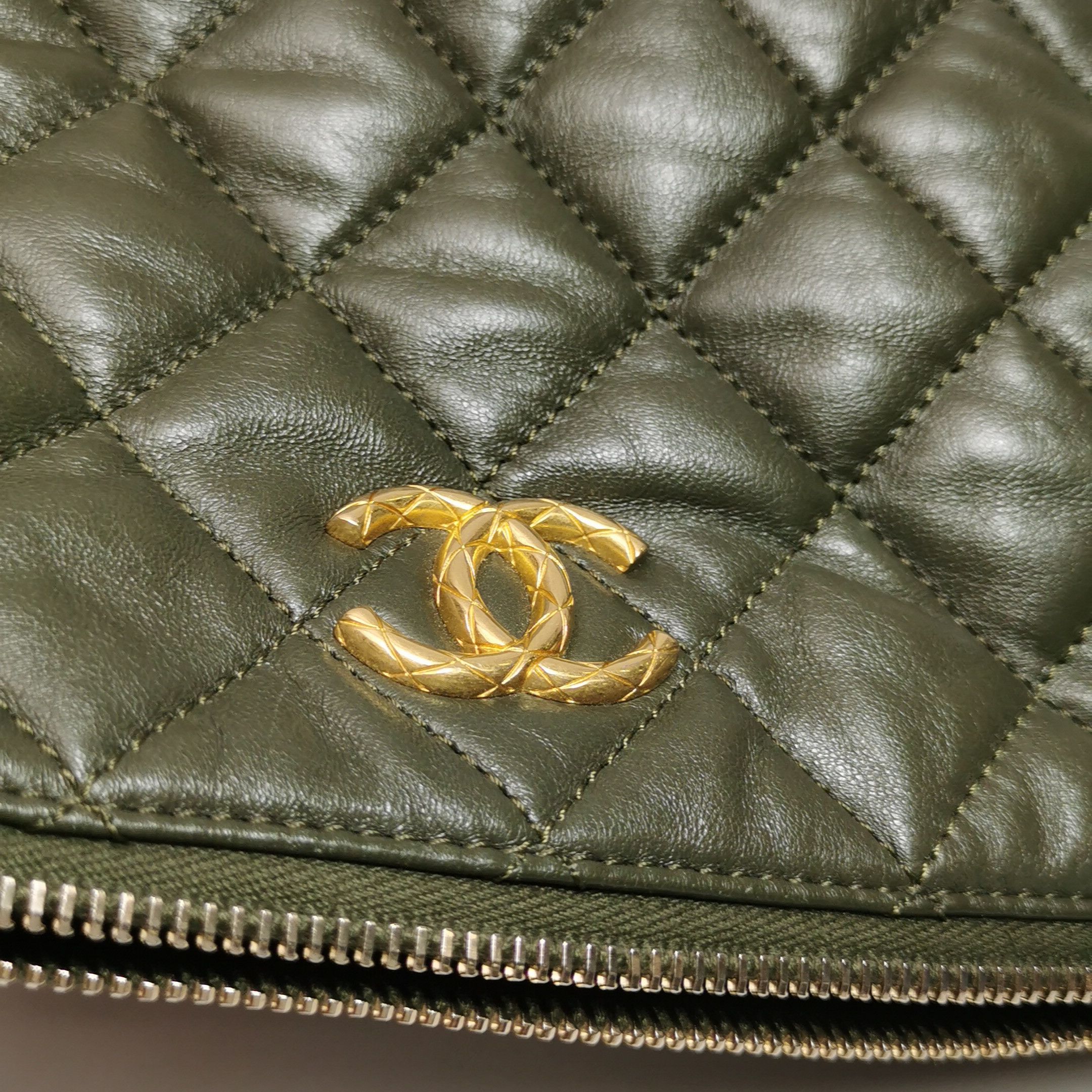 Chanel Chanel Women os Shoulder Bags Size ONE SIZE - 14 Thumbnail
