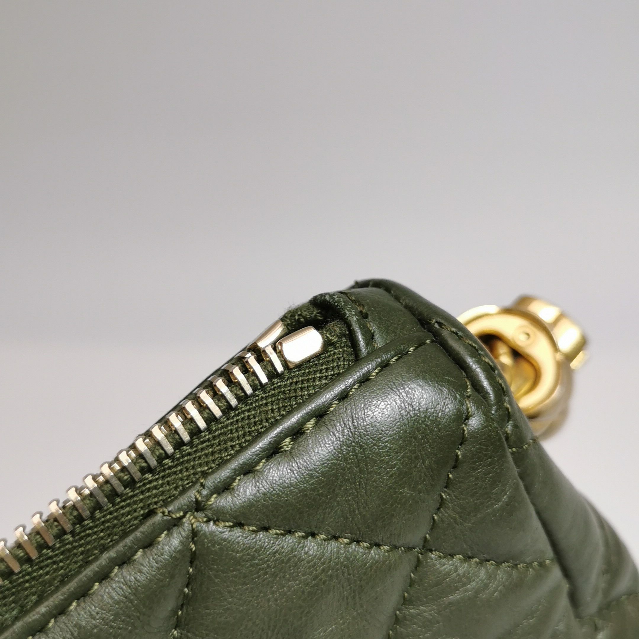 Chanel Chanel Women os Shoulder Bags Size ONE SIZE - 16 Thumbnail