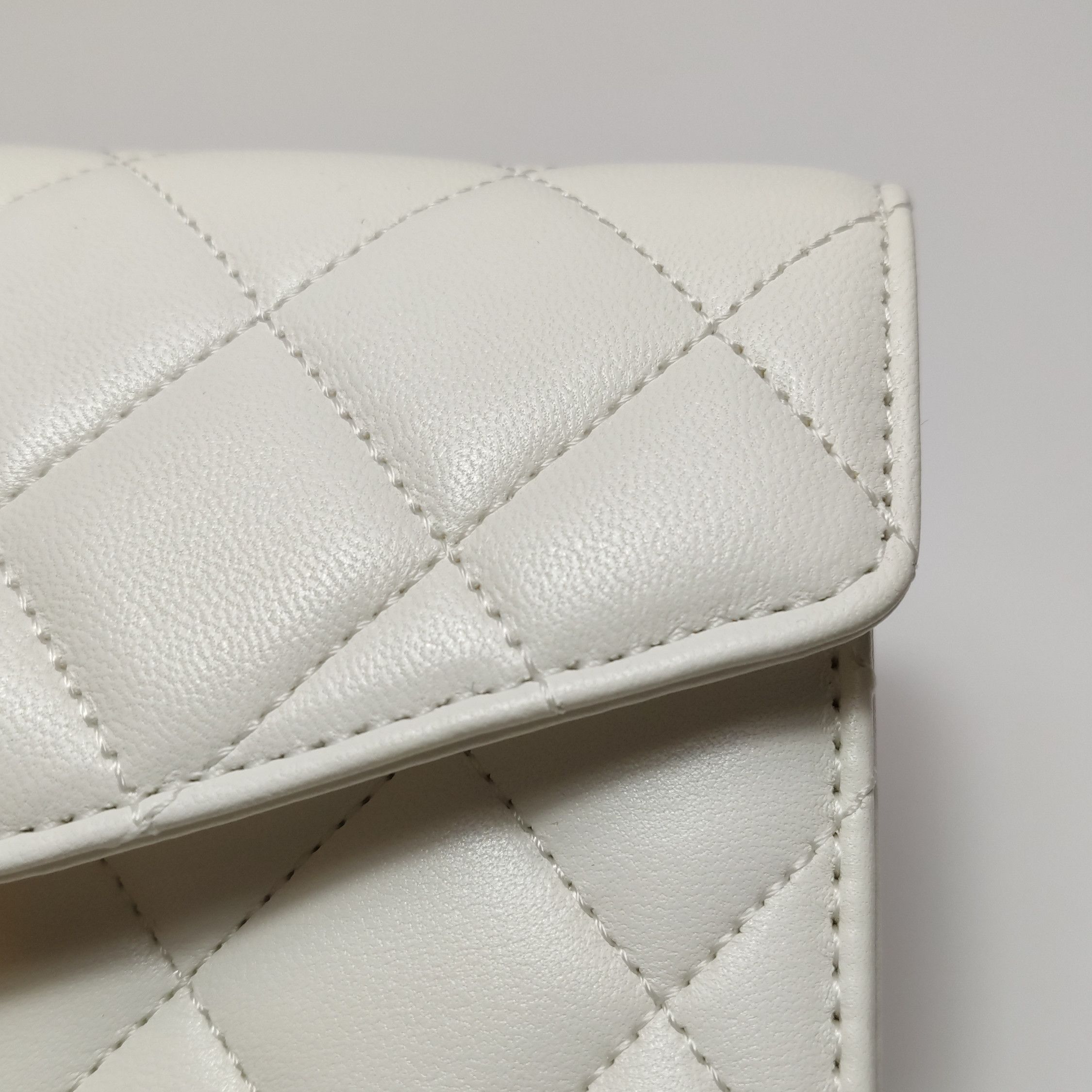 Chanel Chanel Women os Shoulder Bags Size ONE SIZE - 18 Thumbnail