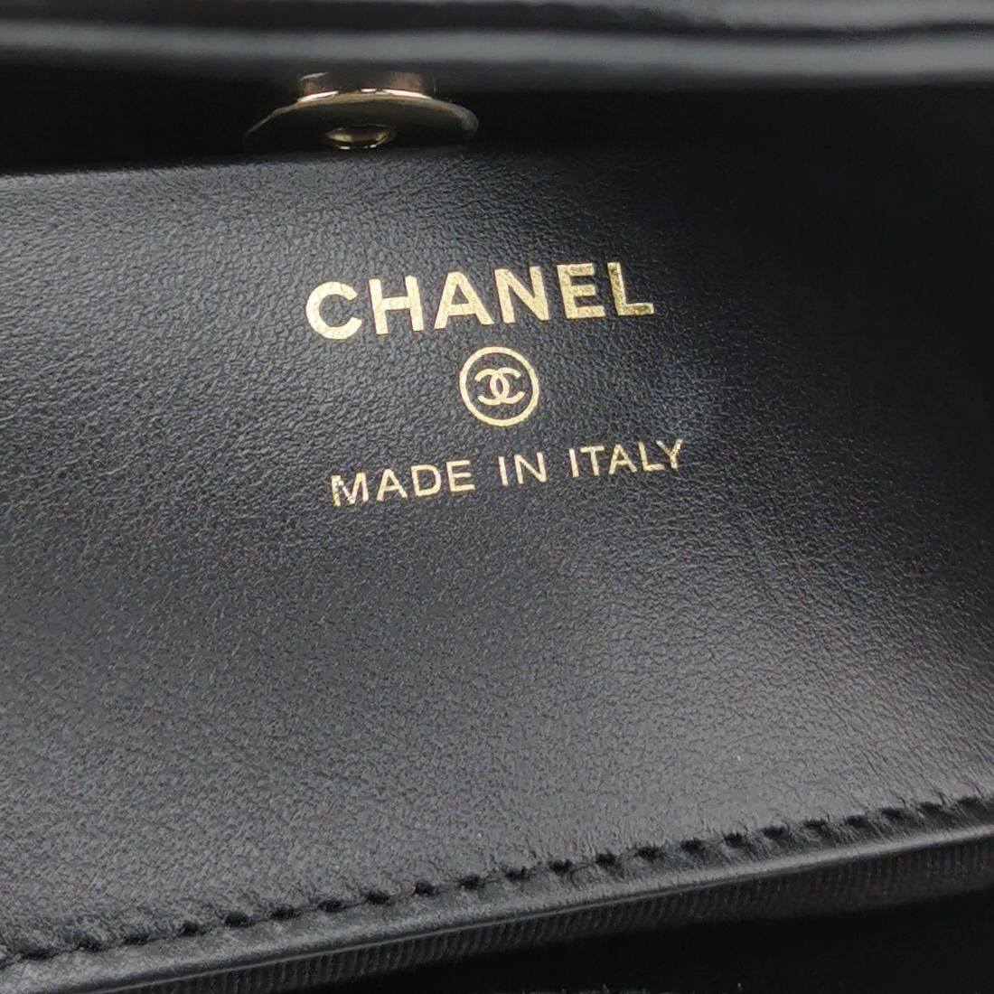 Chanel Chanel Women os Crossbody Bags Size ONE SIZE - 8 Thumbnail