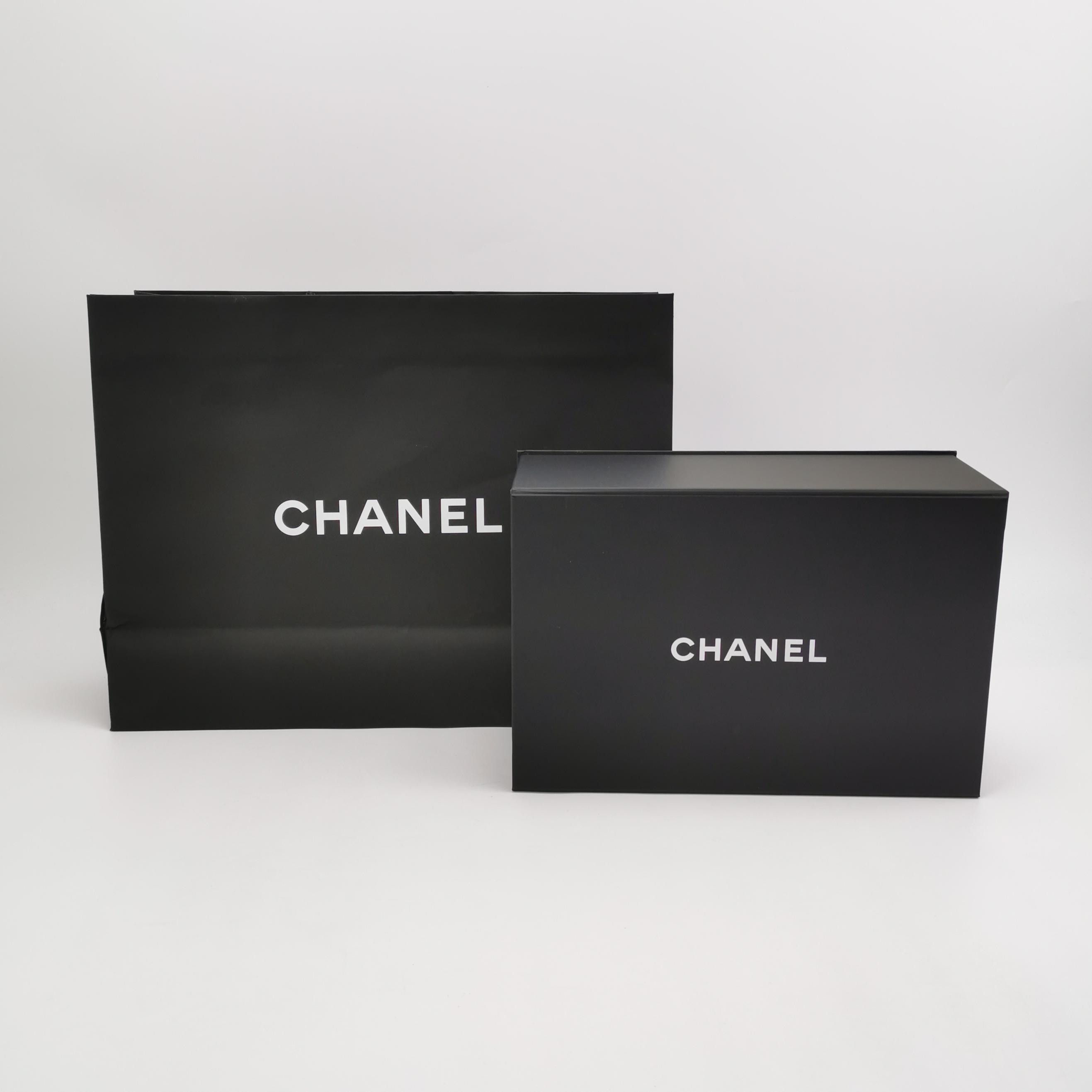Chanel Chanel Women os Crossbody Bags Size ONE SIZE - 9 Thumbnail