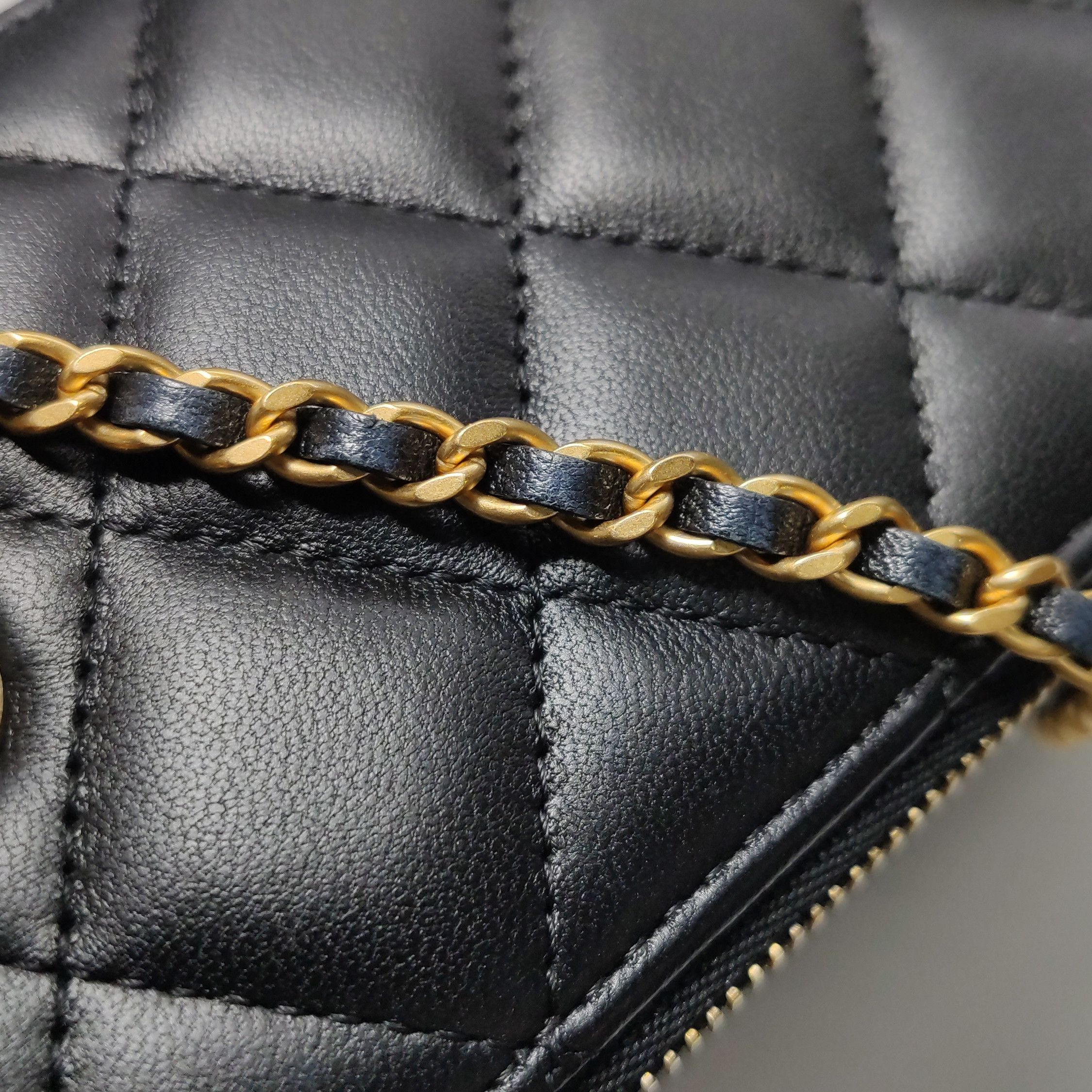 Chanel Chanel Women os Shoulder Bags Size ONE SIZE - 12 Thumbnail