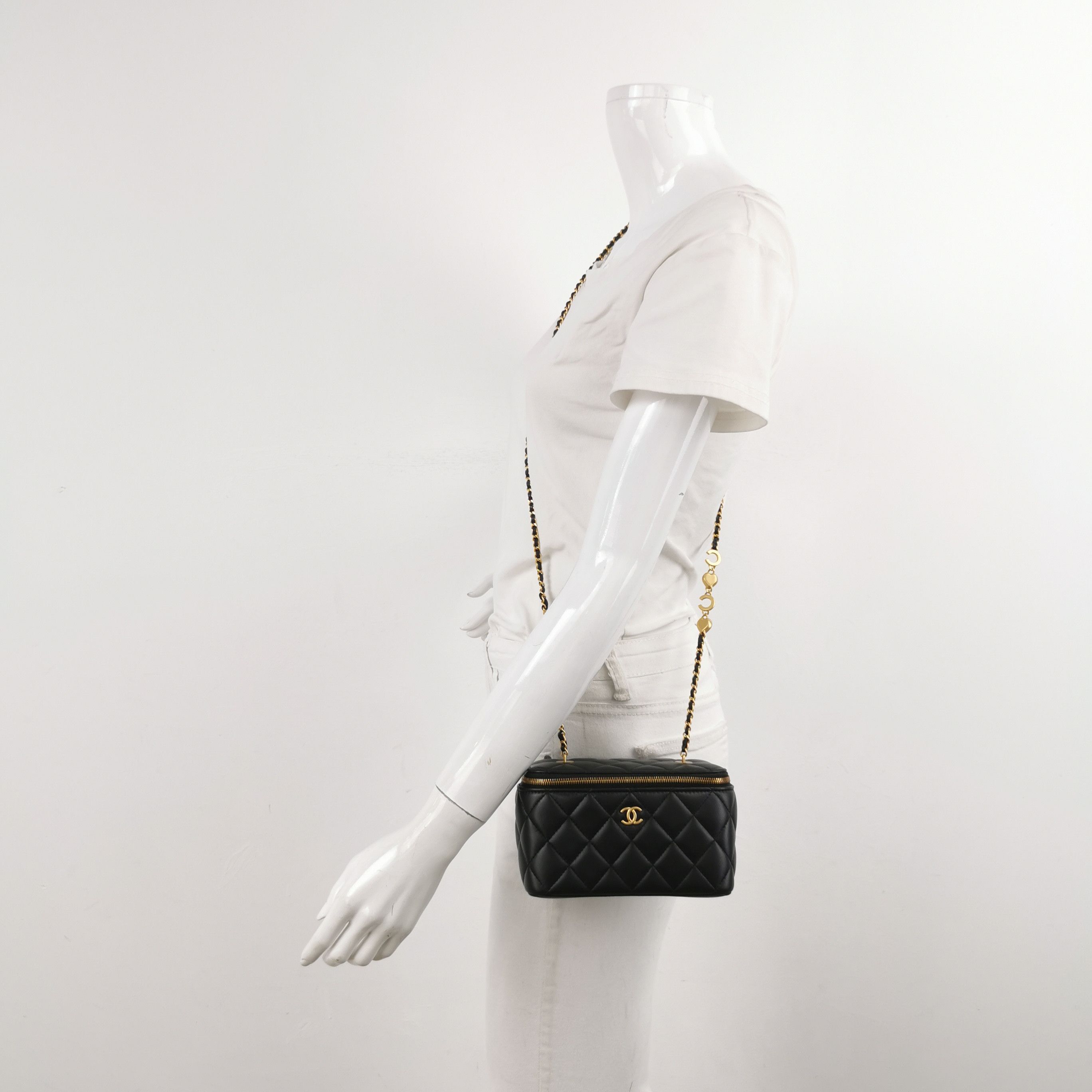 Chanel Chanel Women os Shoulder Bags Size ONE SIZE - 2 Thumbnail