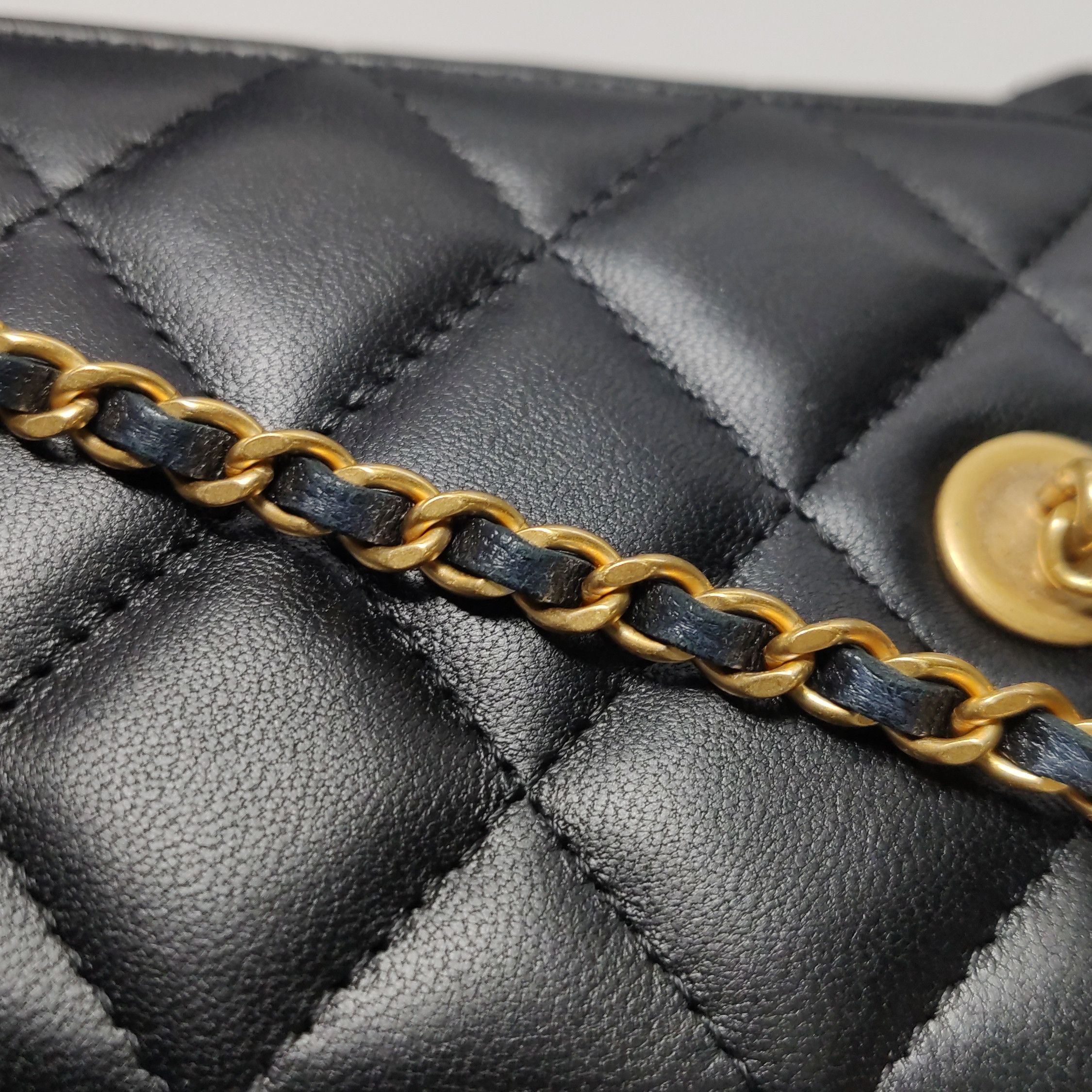 Chanel Chanel Women os Shoulder Bags Size ONE SIZE - 11 Thumbnail