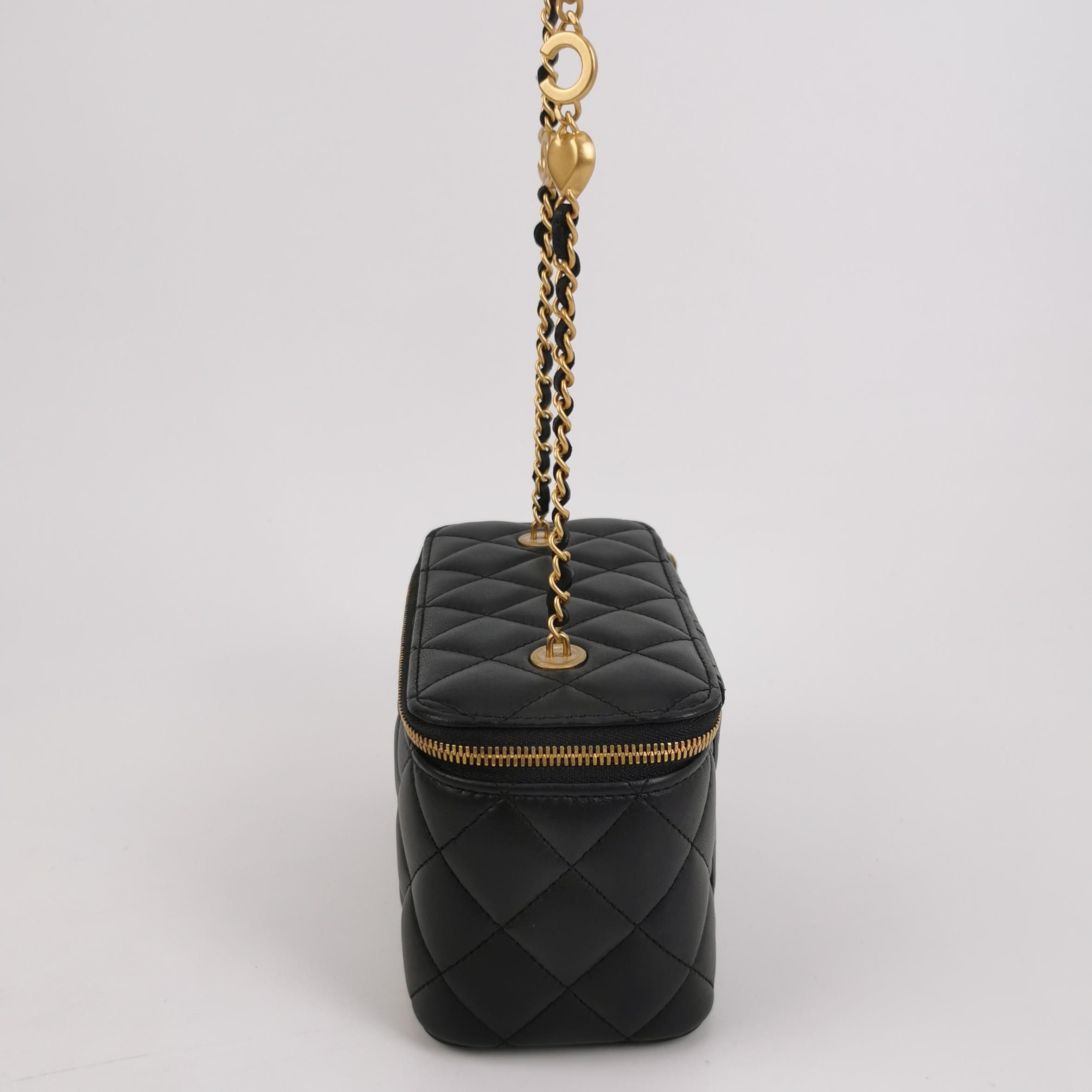 Chanel Chanel Women os Shoulder Bags Size ONE SIZE - 3 Thumbnail