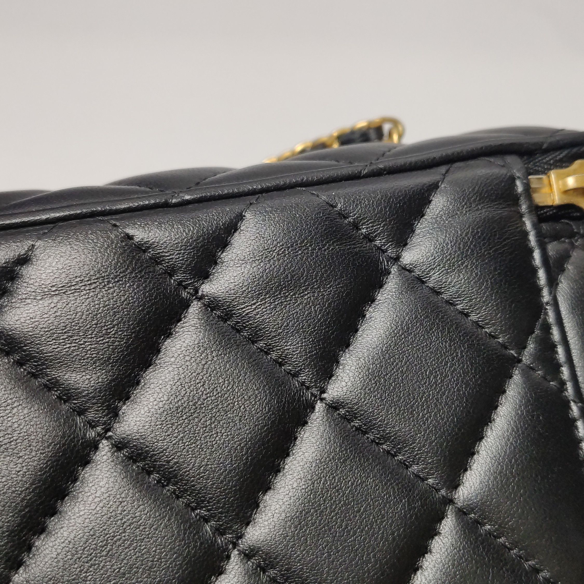 Chanel Chanel Women os Shoulder Bags Size ONE SIZE - 16 Thumbnail