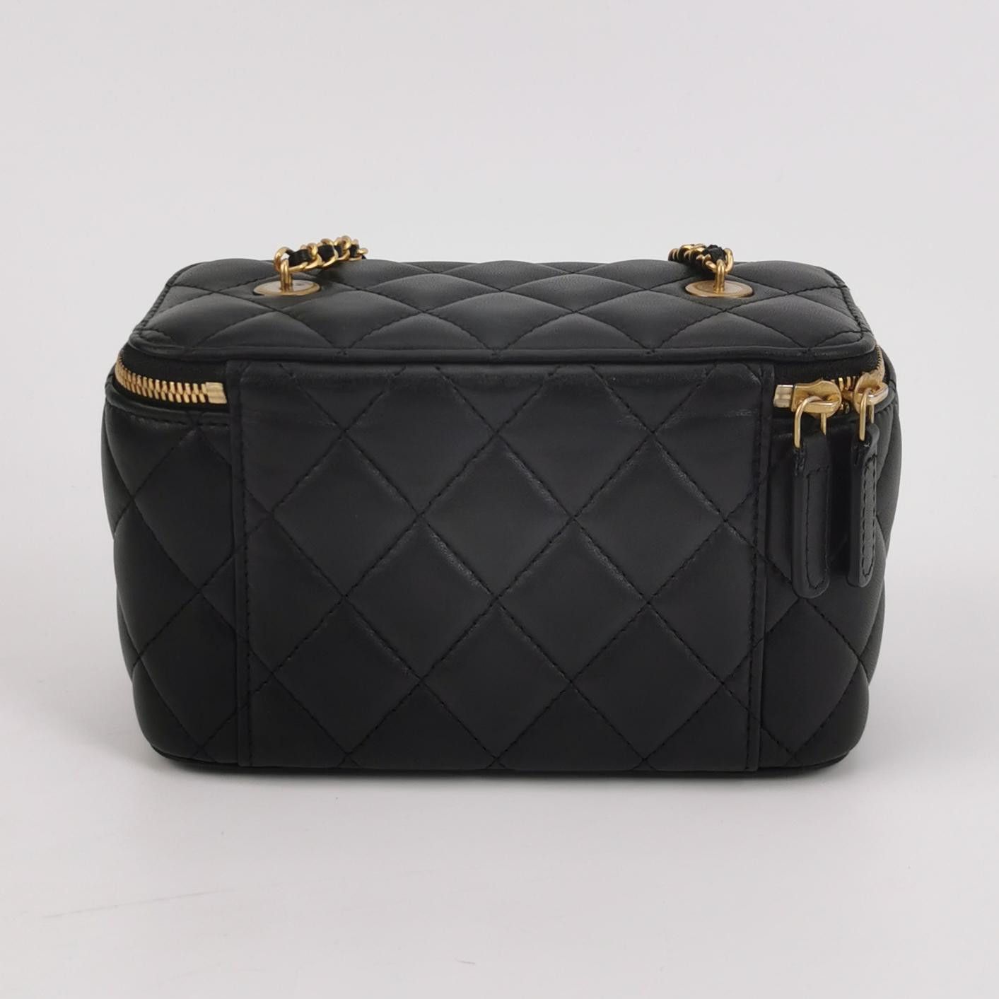 Chanel Chanel Women os Shoulder Bags Size ONE SIZE - 5 Thumbnail