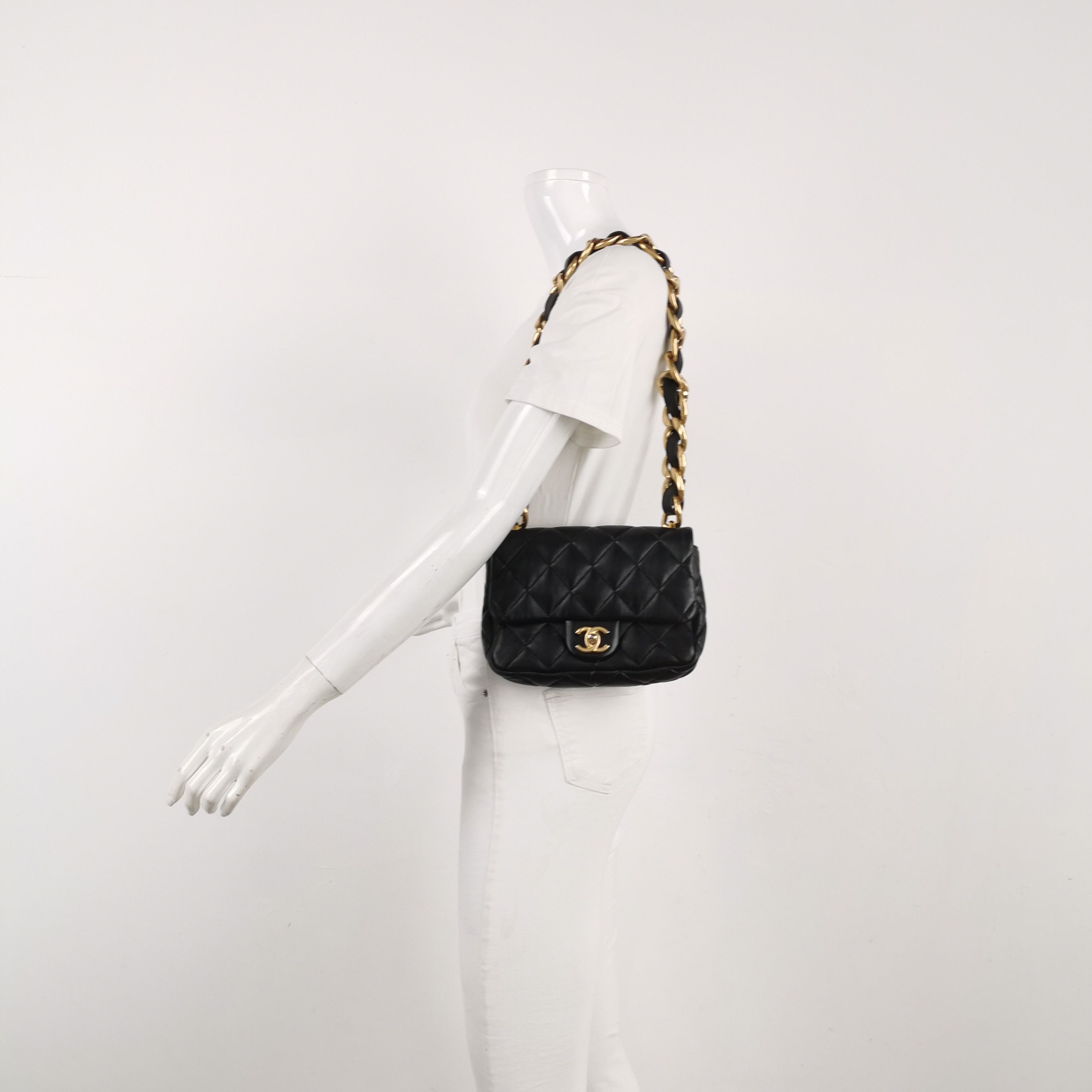 Chanel Chanel Women os Shoulder Bags Size ONE SIZE - 2 Thumbnail