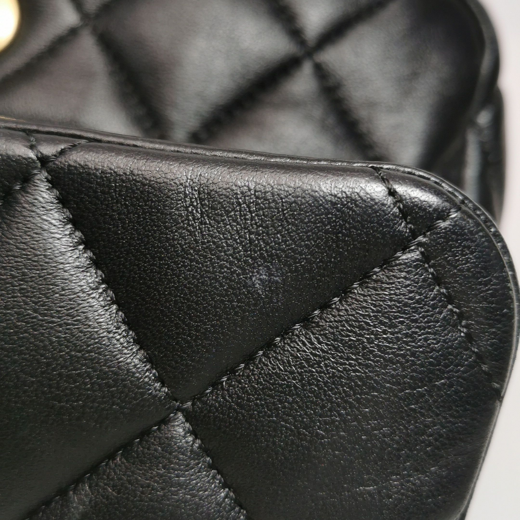 Chanel Chanel Women os Shoulder Bags Size ONE SIZE - 23 Thumbnail