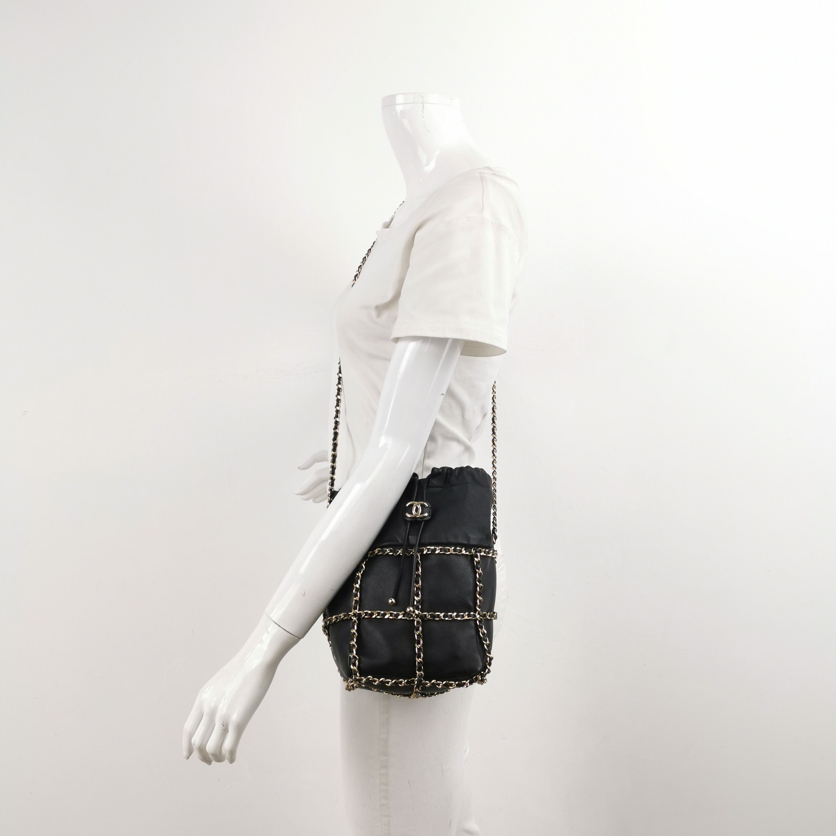 Chanel Chanel Women os Shoulder Bags Size ONE SIZE - 2 Thumbnail