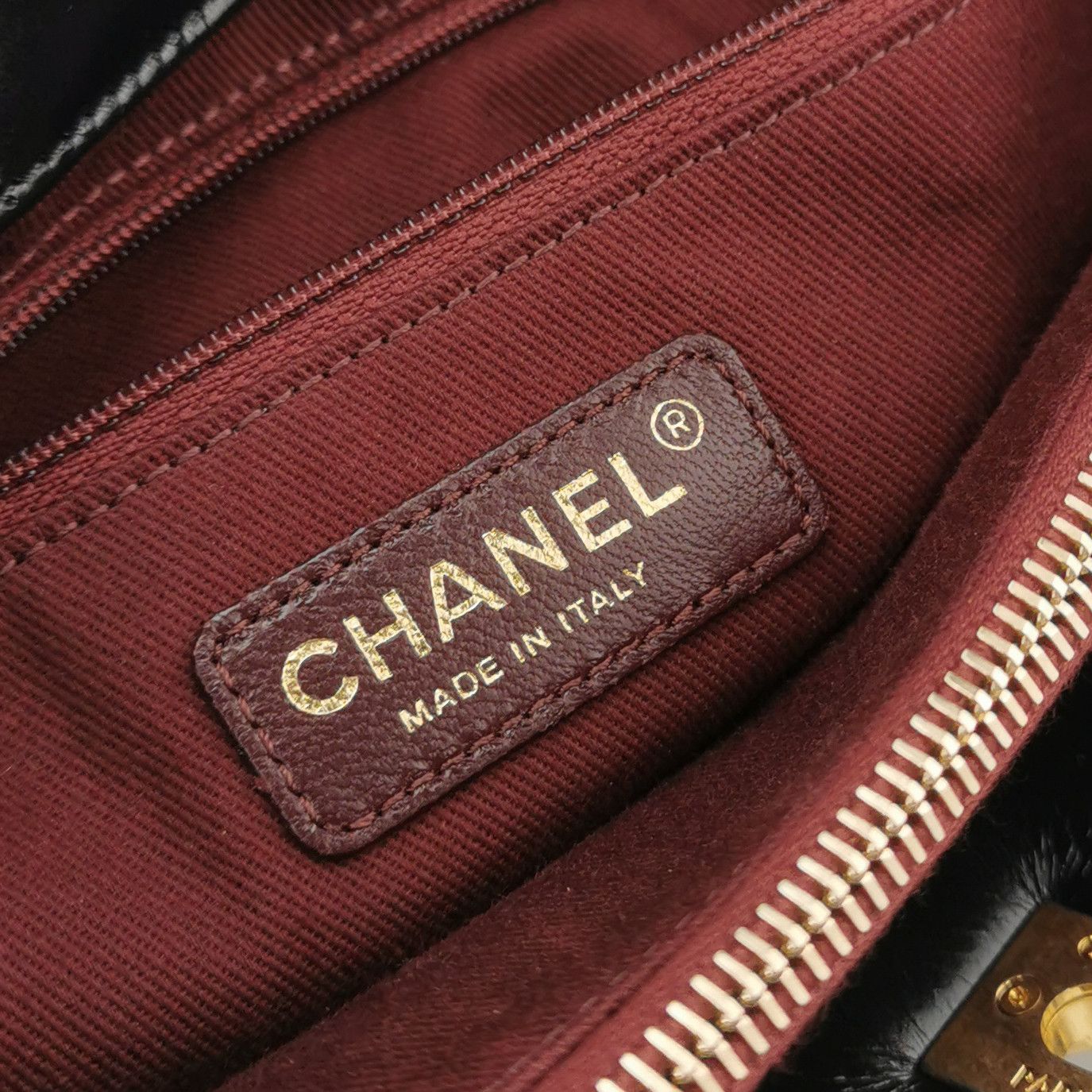 Chanel Chanel Women os Shoulder Bags Size ONE SIZE - 8 Thumbnail