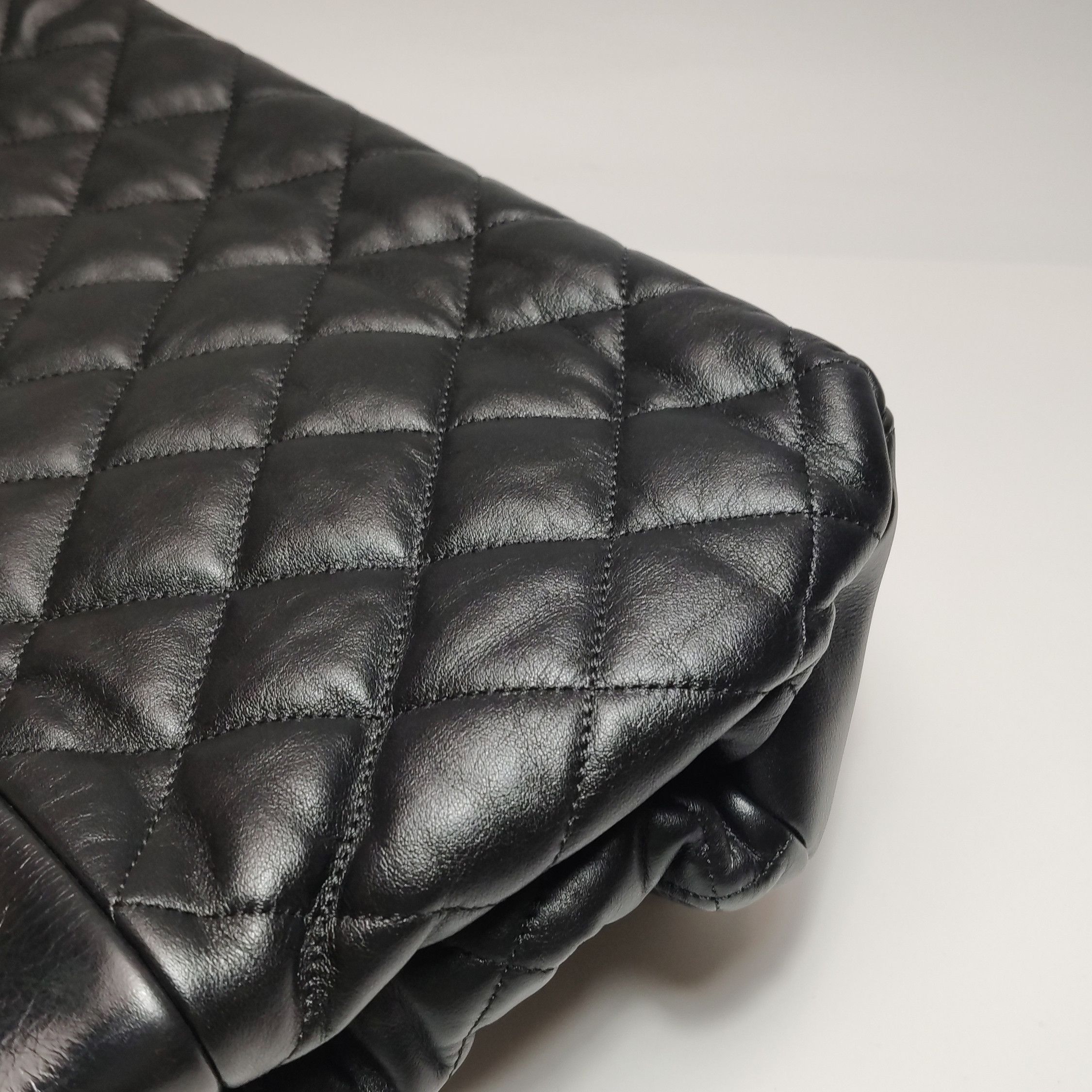 Chanel Chanel Women os Shoulder Bags Size ONE SIZE - 20 Thumbnail