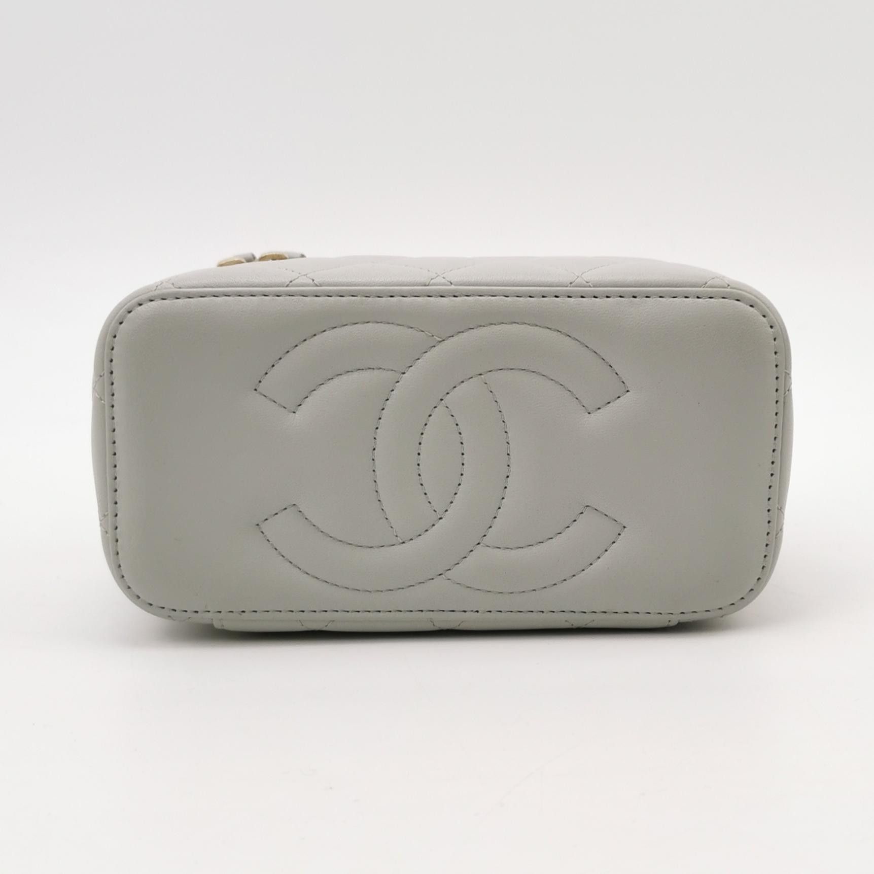 Chanel Chanel Women os Shoulder Bags Size ONE SIZE - 6 Thumbnail