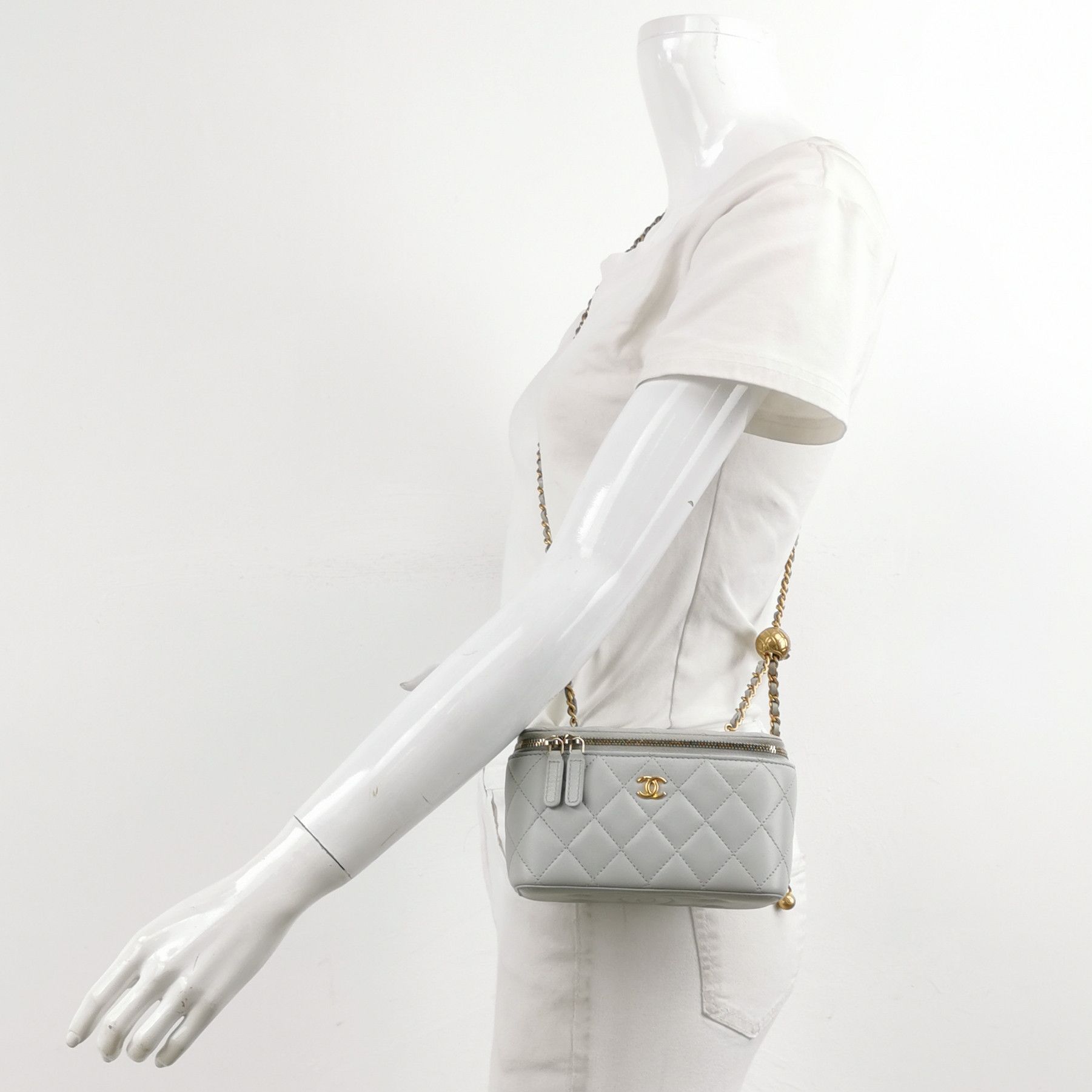 Chanel Chanel Women os Shoulder Bags Size ONE SIZE - 2 Thumbnail