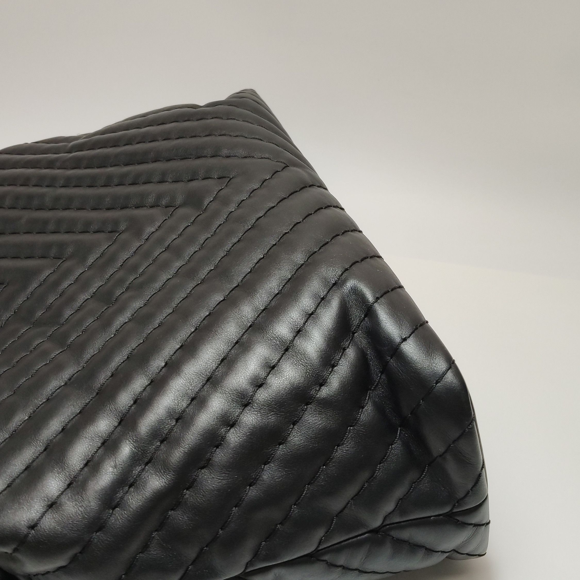 Chanel Chanel Women os Shoulder Bags Size ONE SIZE - 17 Thumbnail