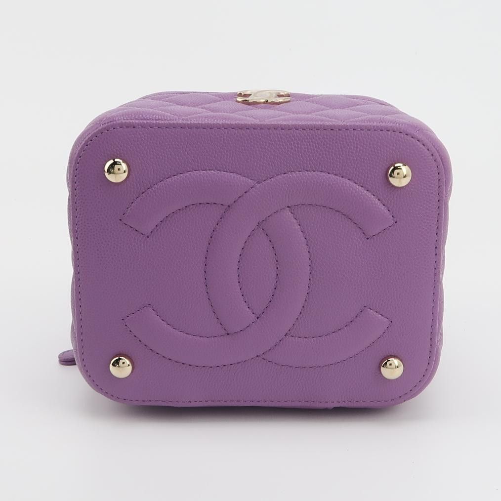 Chanel Chanel Women os Shoulder Bags Size ONE SIZE - 6 Thumbnail