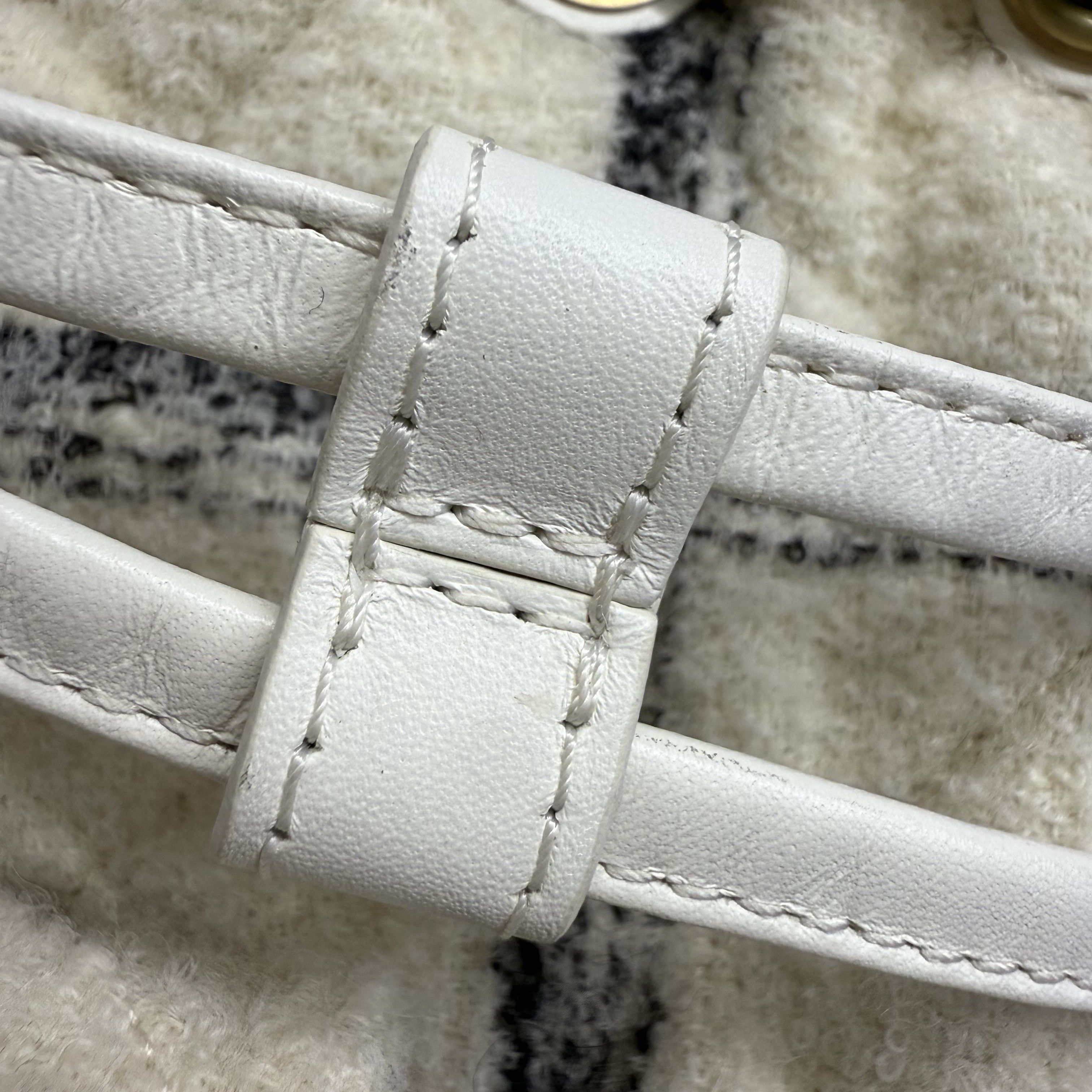Chanel Chanel Women os Backpacks Size ONE SIZE - 10 Thumbnail