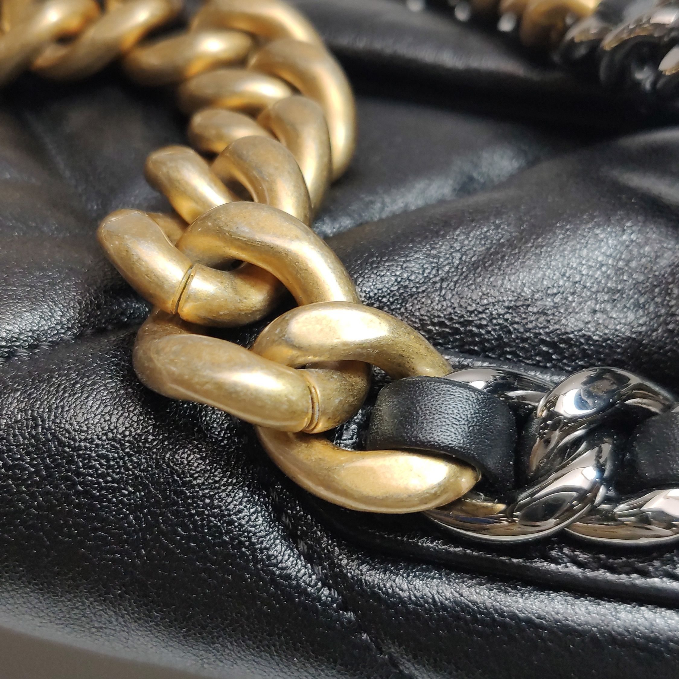 Chanel Chanel Women os Shoulder Bags Size ONE SIZE - 15 Thumbnail