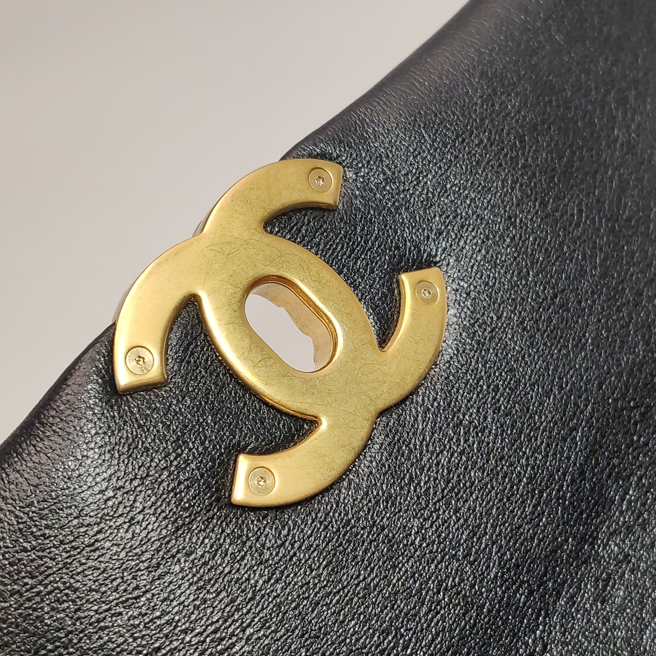 Chanel Chanel Women os Shoulder Bags Size ONE SIZE - 16 Thumbnail