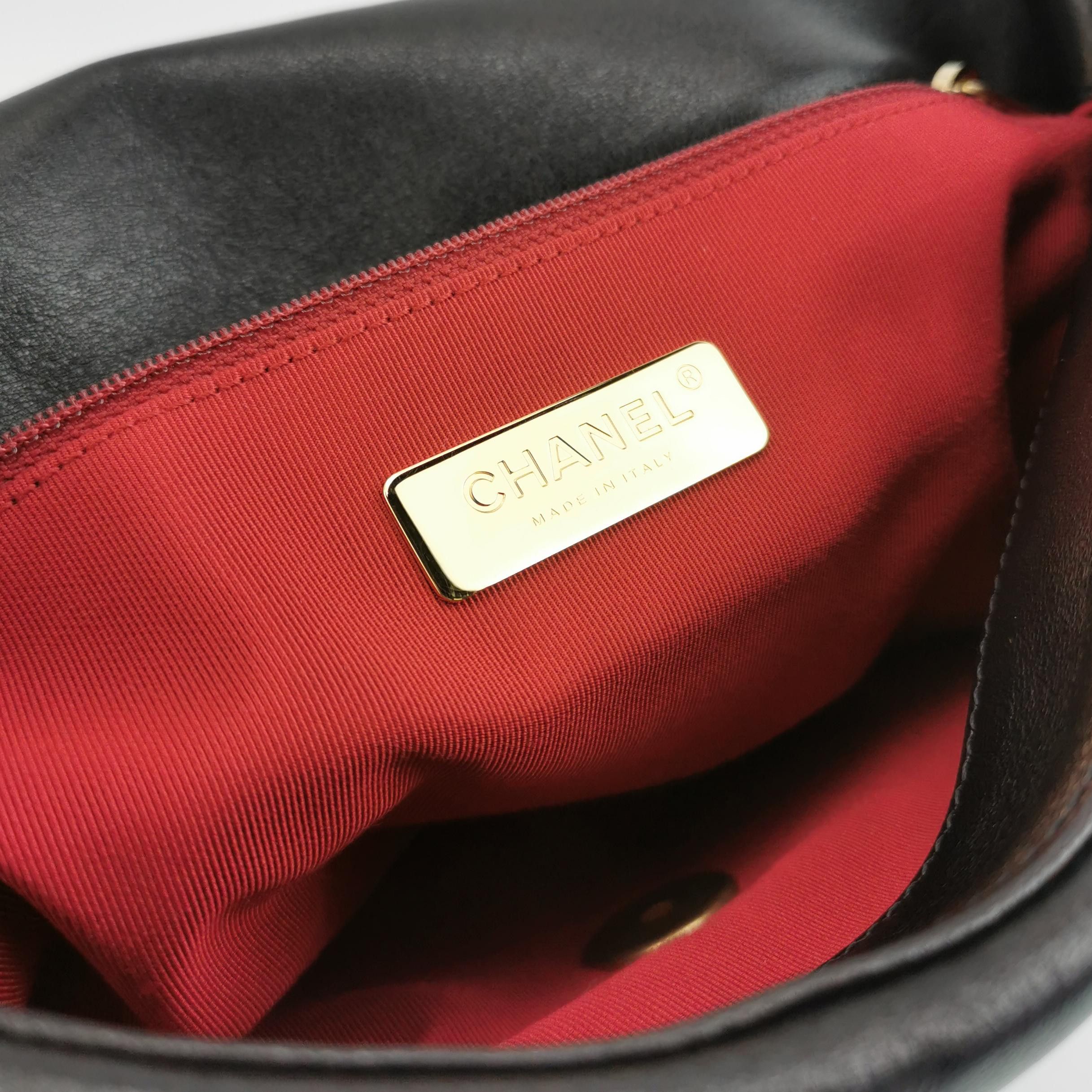 Chanel Chanel Women os Shoulder Bags Size ONE SIZE - 8 Thumbnail