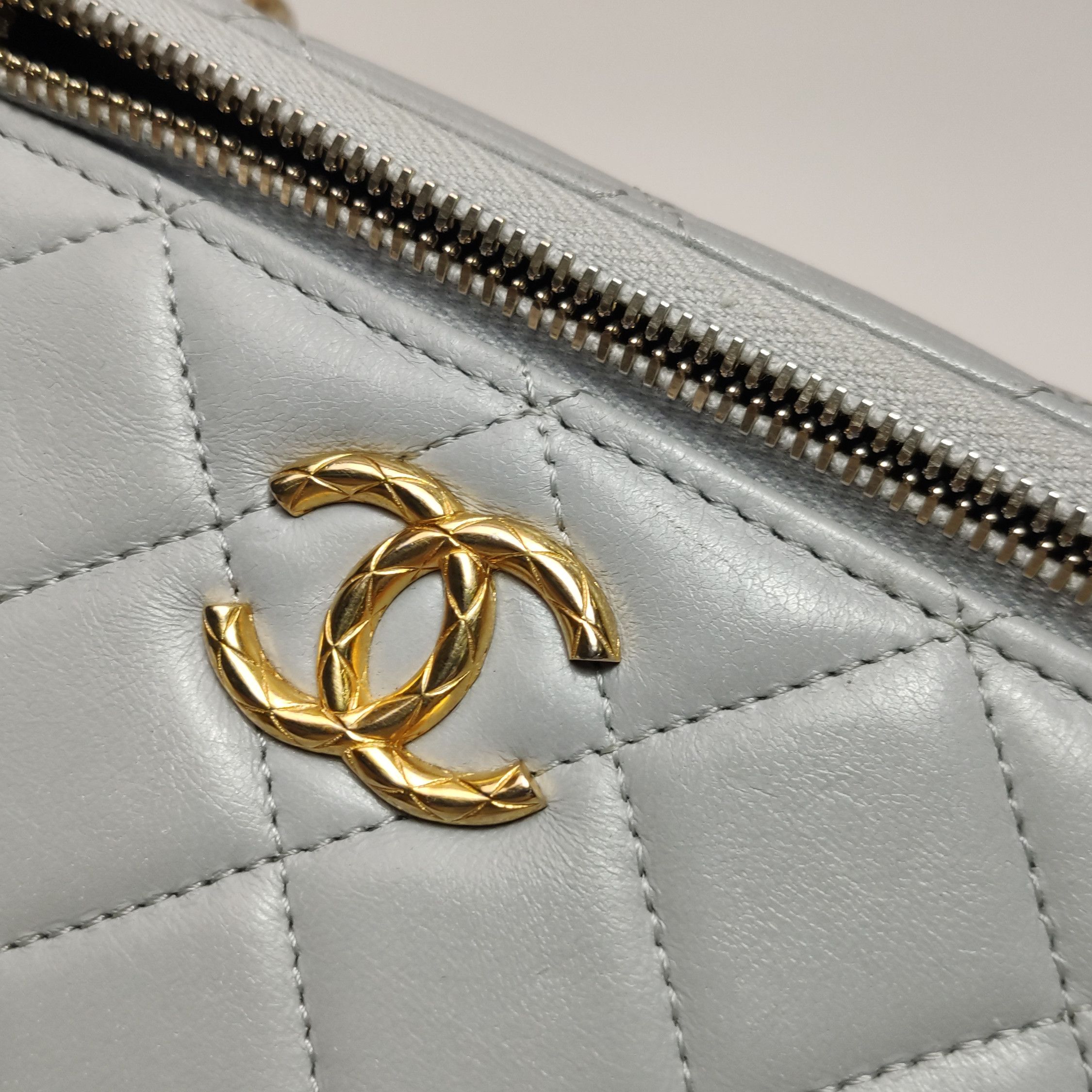 Chanel Chanel Women os Shoulder Bags Size ONE SIZE - 13 Thumbnail