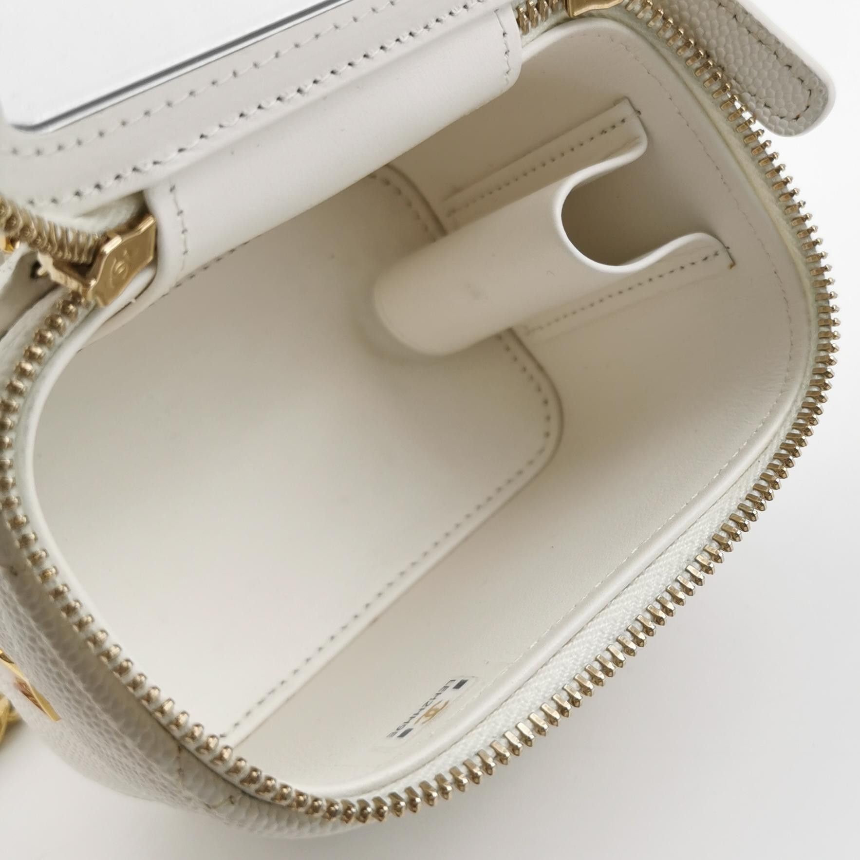 Chanel Chanel Women os Shoulder Bags Size ONE SIZE - 7 Thumbnail