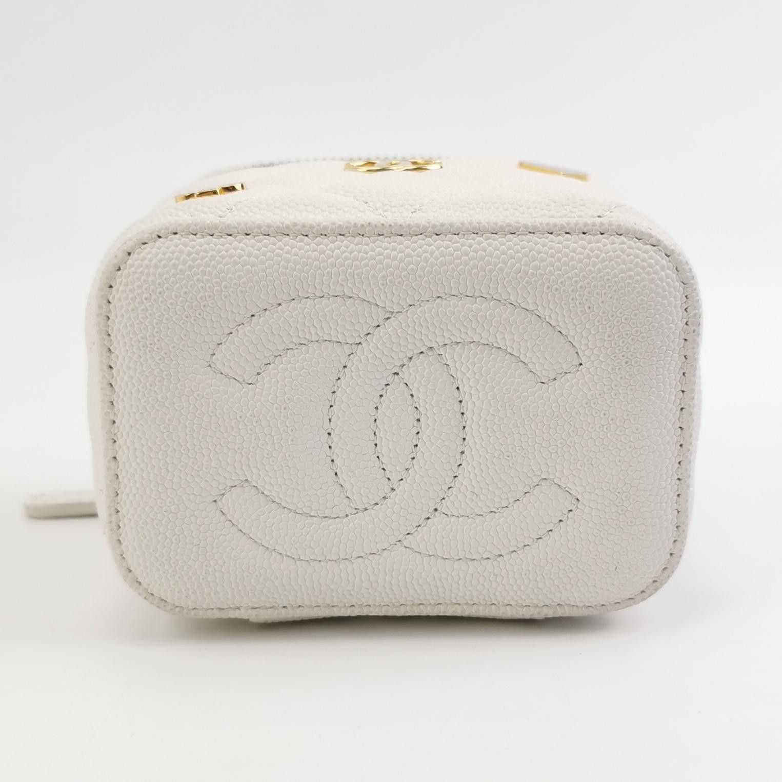 Chanel Chanel Women os Shoulder Bags Size ONE SIZE - 6 Thumbnail