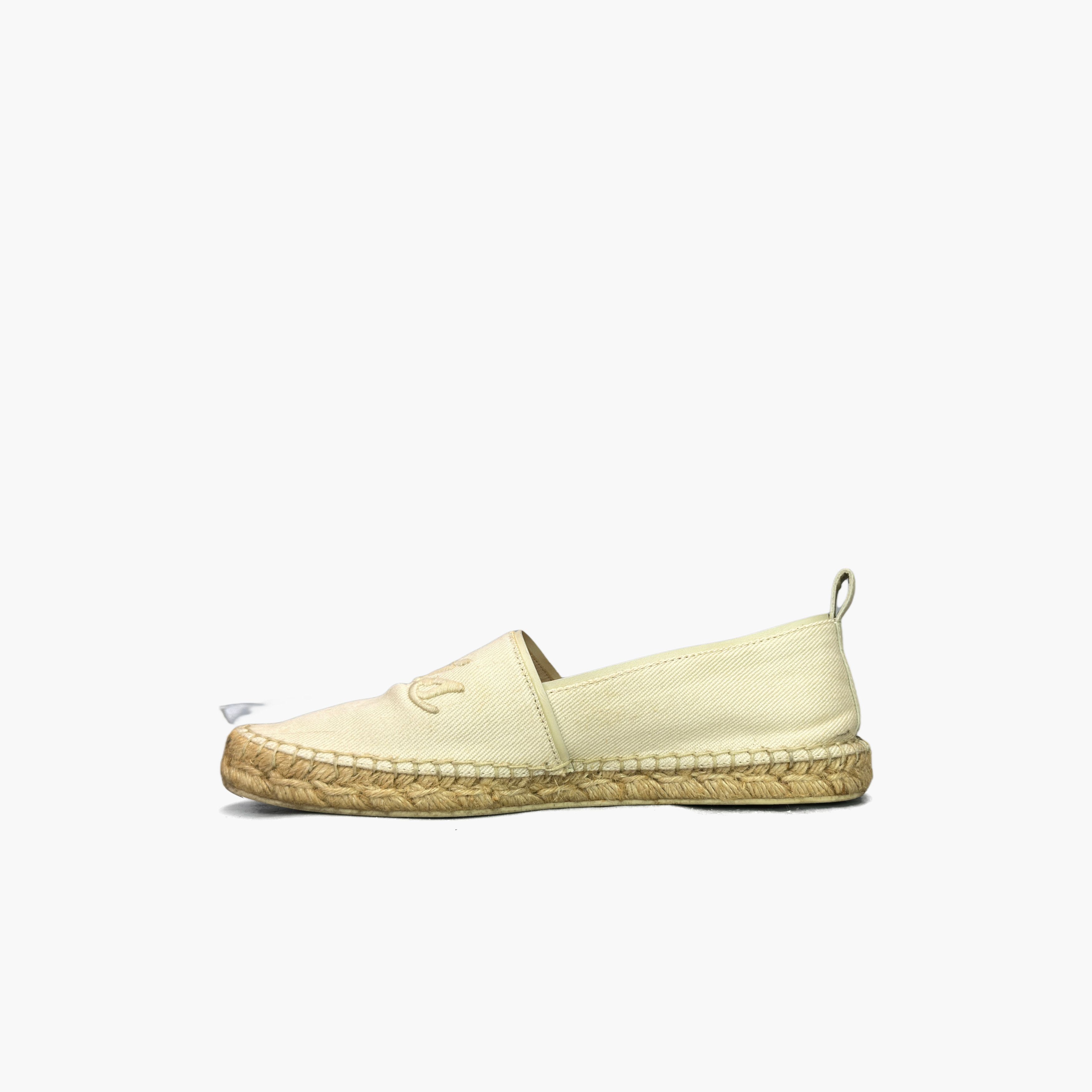 Louis Vuitton Louis Vuitton Embroidered Logo Canvas Espadrilles Size 35.5 Size US 5.5 / IT 35.5 - 3 Thumbnail