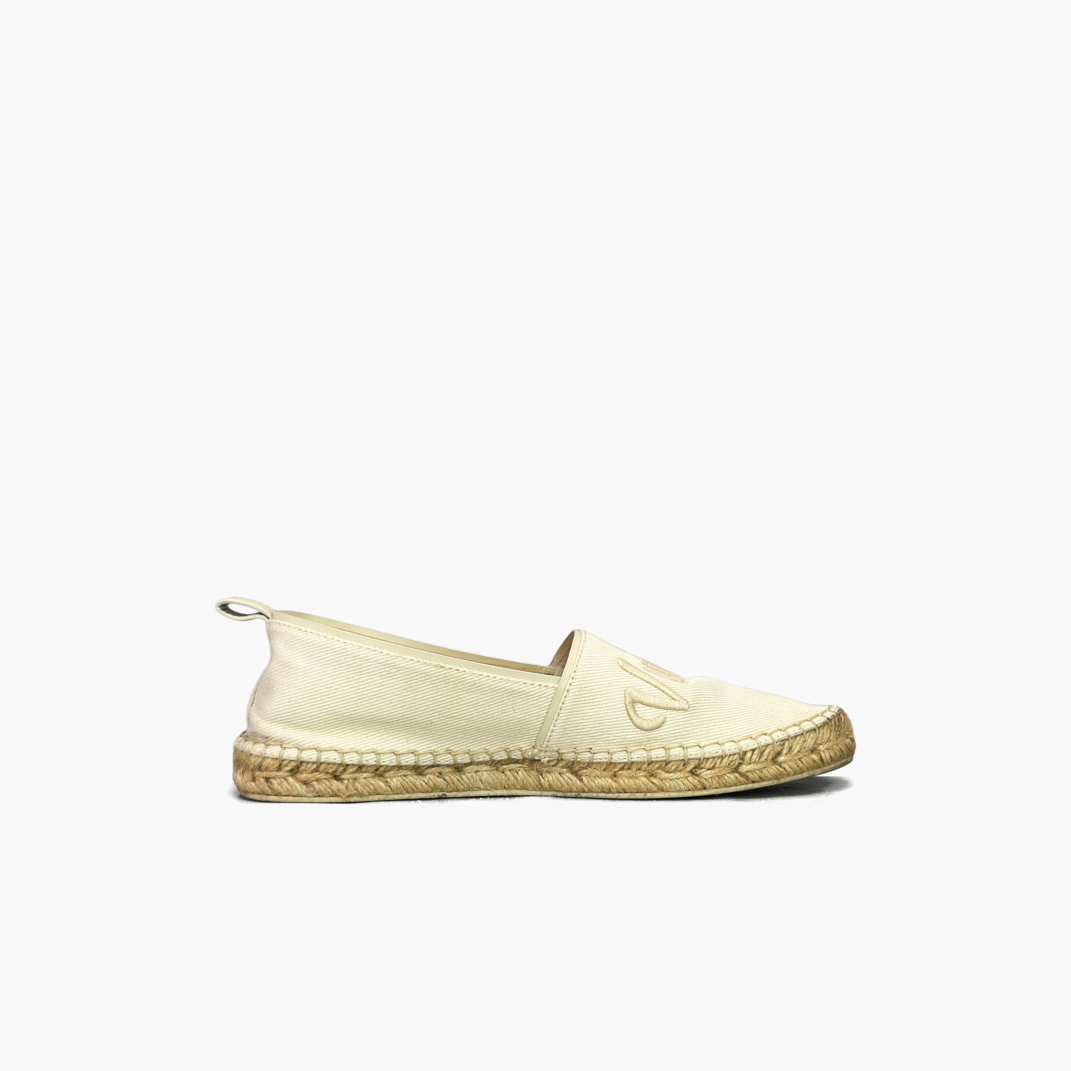Louis Vuitton Louis Vuitton Embroidered Logo Canvas Espadrilles Size 35.5 Size US 5.5 / IT 35.5 - 2 Thumbnail