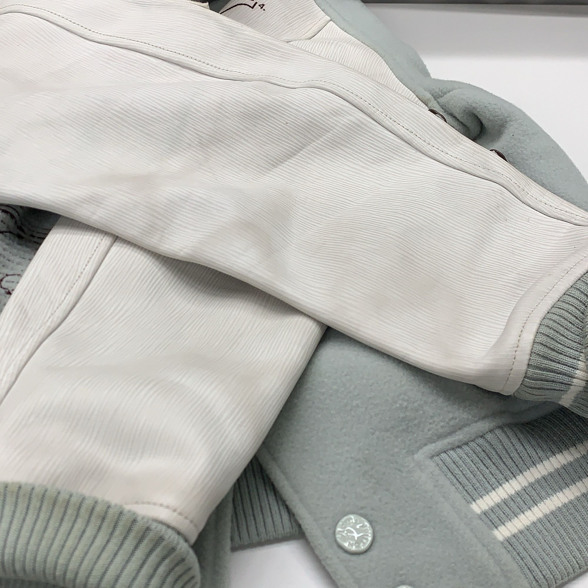 Louis Vuitton Louis Vuitton Eye Varsity Bomber Jacket Size 46 Size US S / EU 44-46 / 1 - 7 Thumbnail