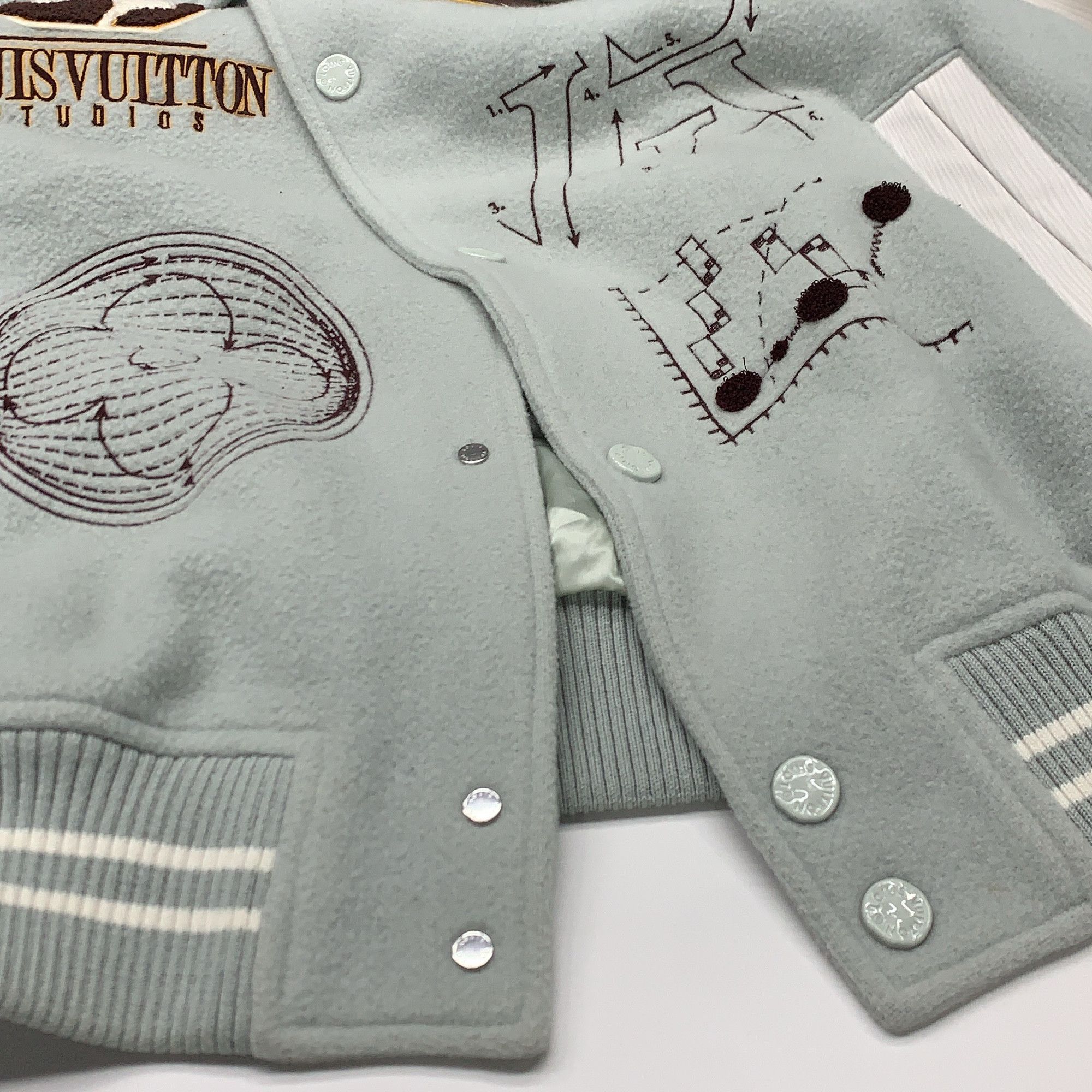 Louis Vuitton Louis Vuitton Eye Varsity Bomber Jacket Size 46 Size US S / EU 44-46 / 1 - 10 Thumbnail