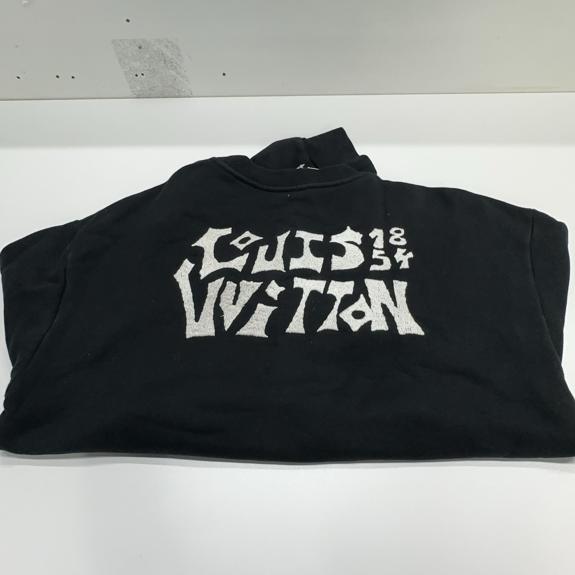 Louis Vuitton Louis Vuitton Owl Embroidered Sweatshirt Size L Size US L / EU 52-54 / 3 - 11 Thumbnail
