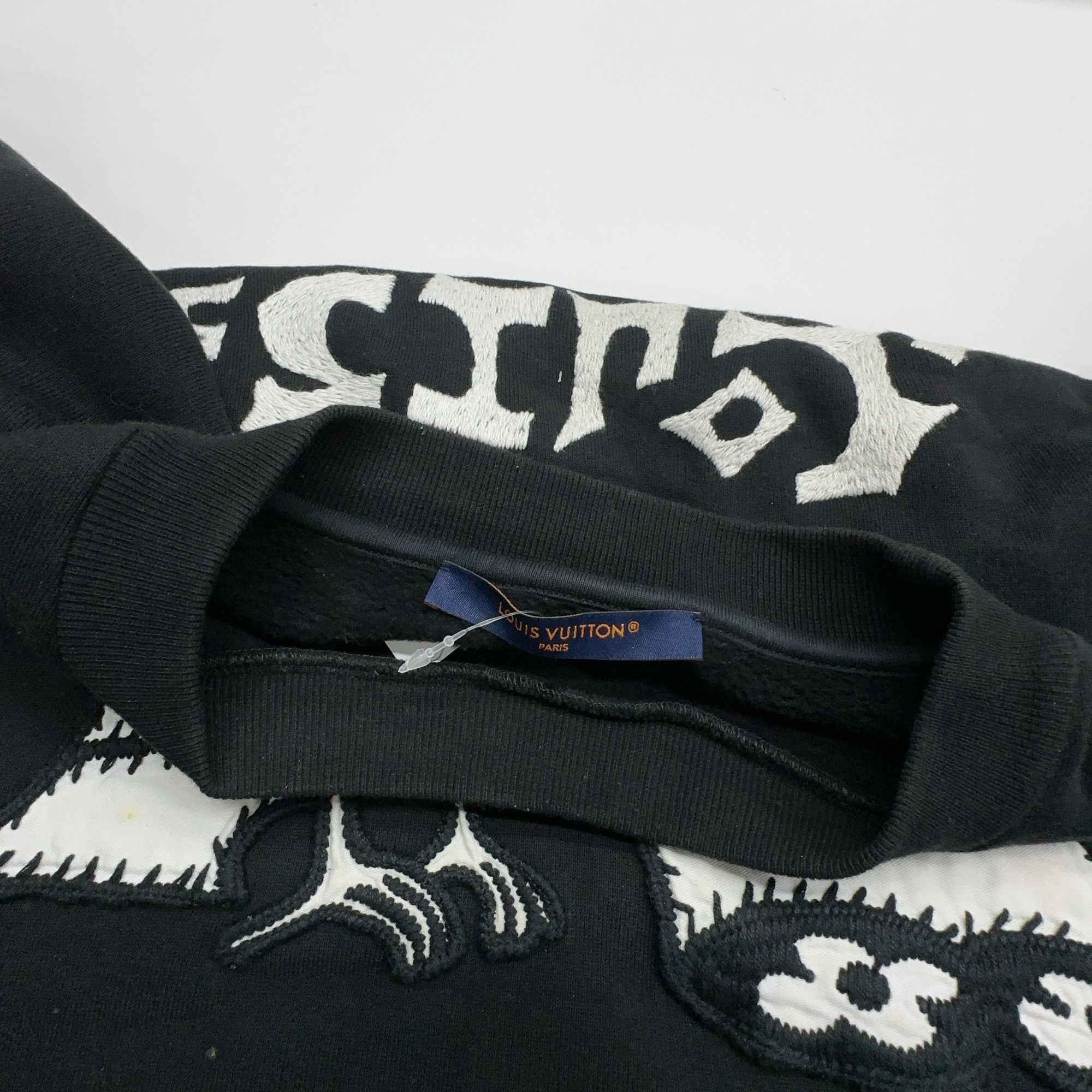 Louis Vuitton Louis Vuitton Owl Embroidered Sweatshirt Size L Size US L / EU 52-54 / 3 - 5 Thumbnail